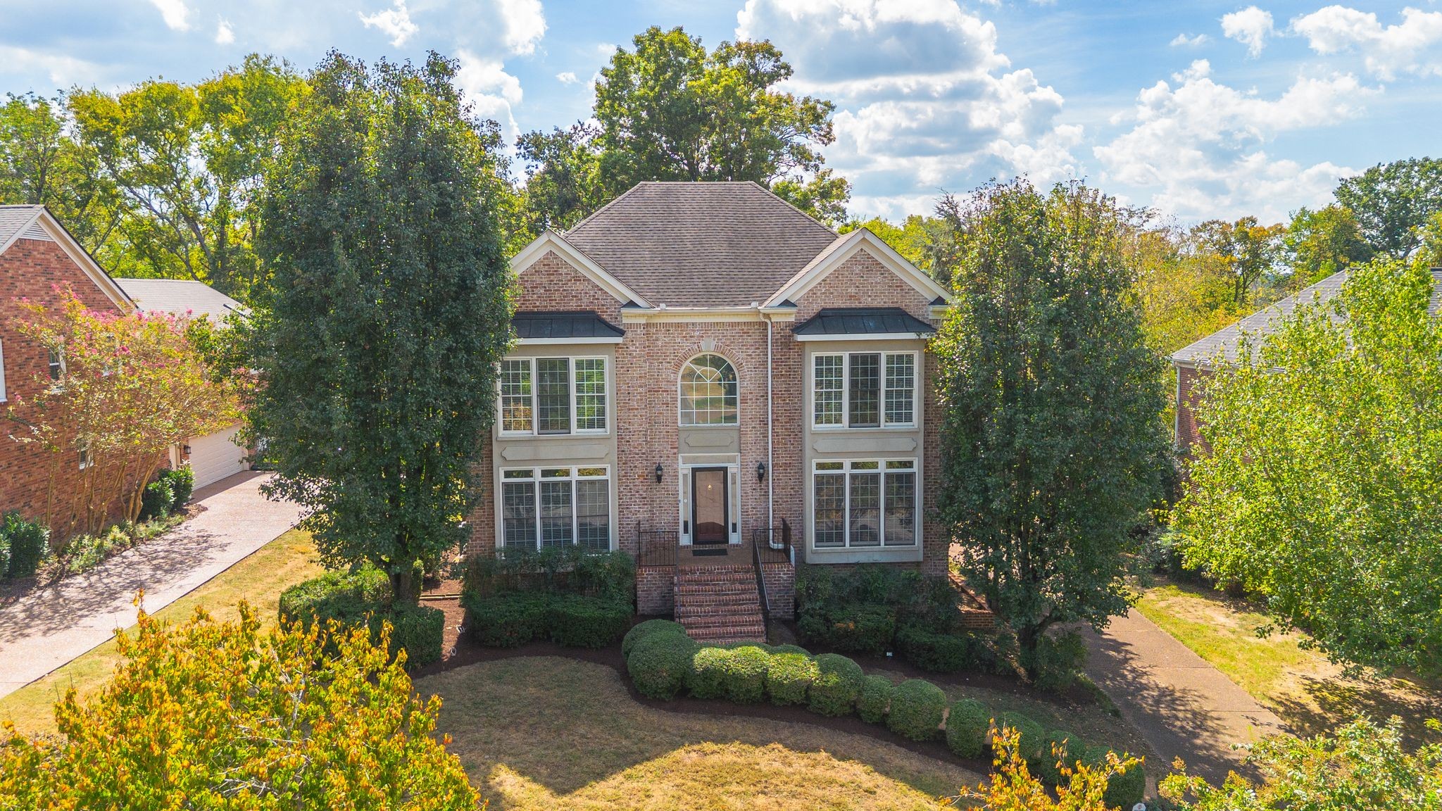 9472 Highwood Hill Rd — photo