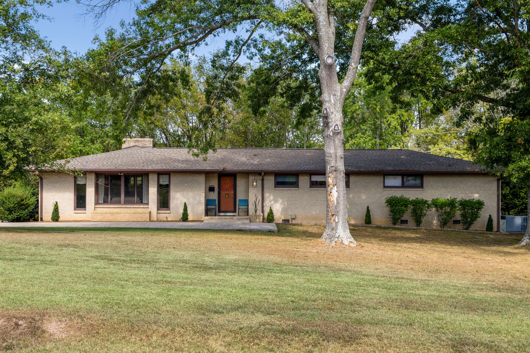 504 N Pawnee Dr — photo