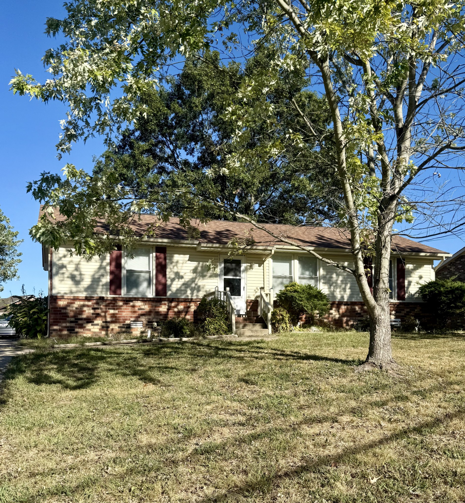 237 Evergreen Cir — photo