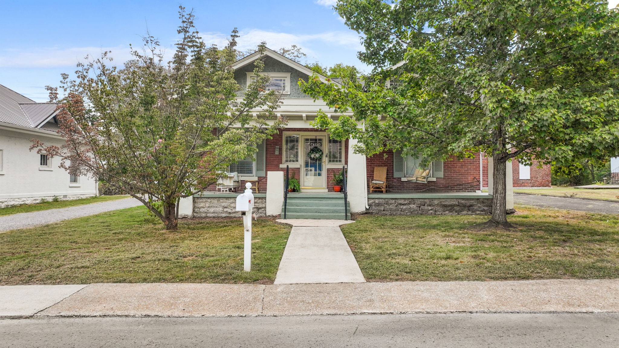 616 N Jefferson St — photo