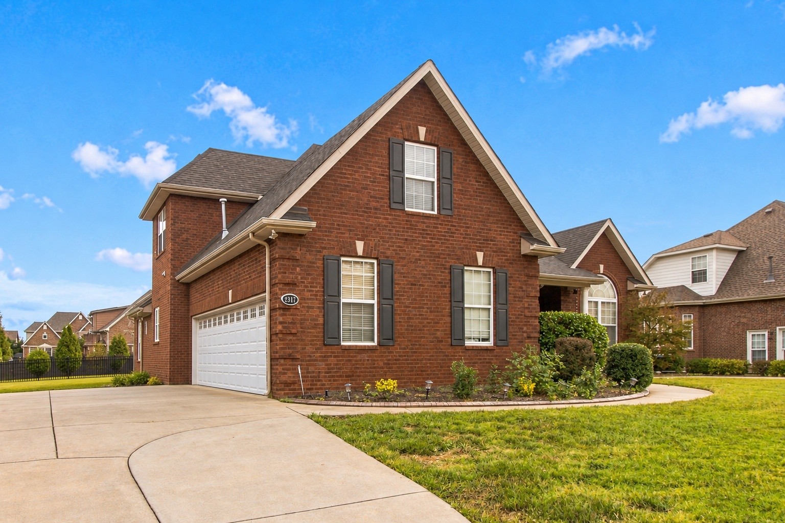 2317 Saint Andrews Dr — photo