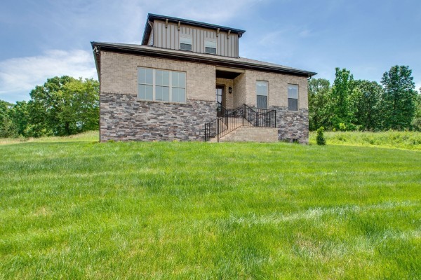 3 Elissa Place — photo