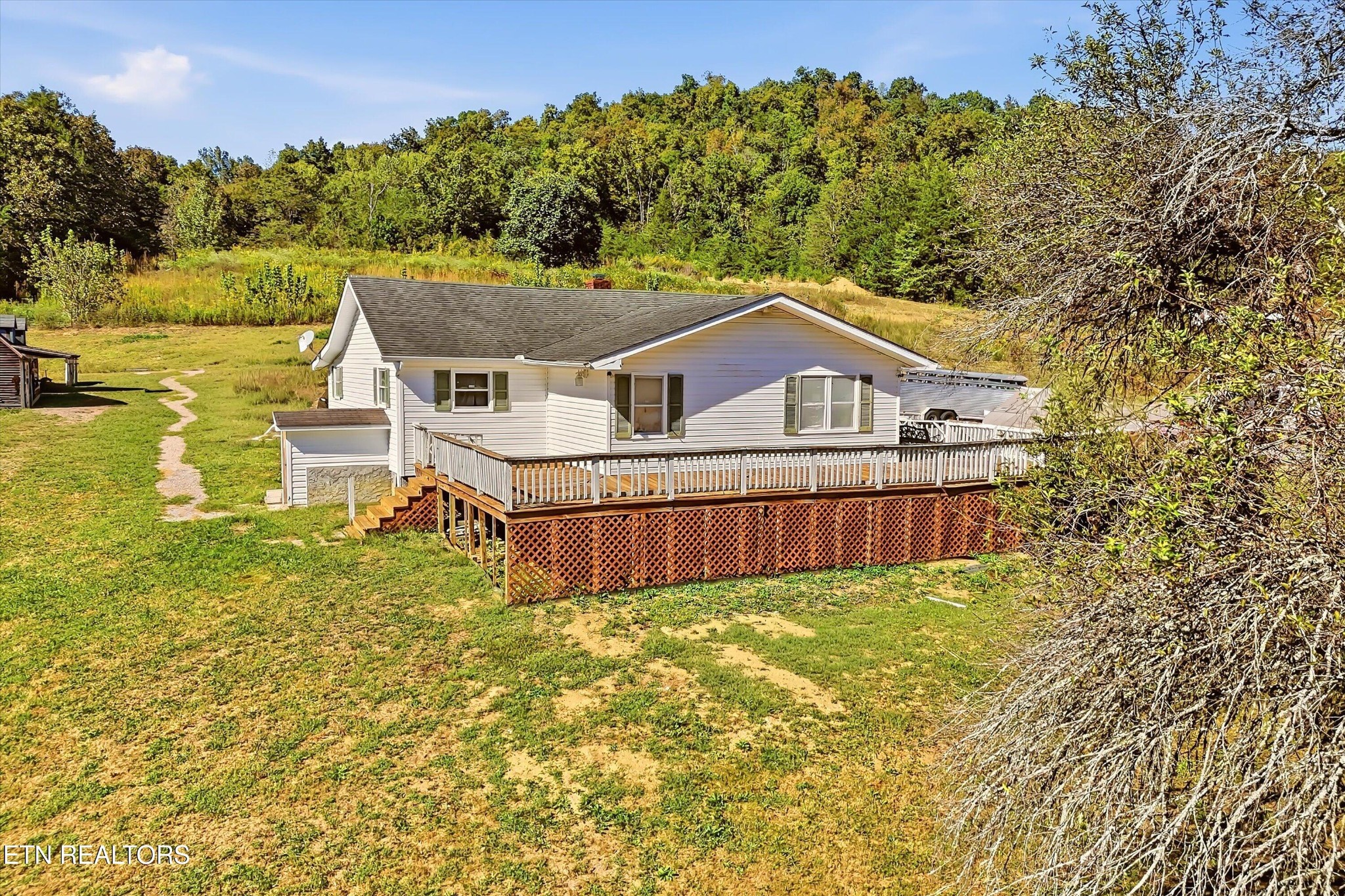 9211 Brock Rd — photo