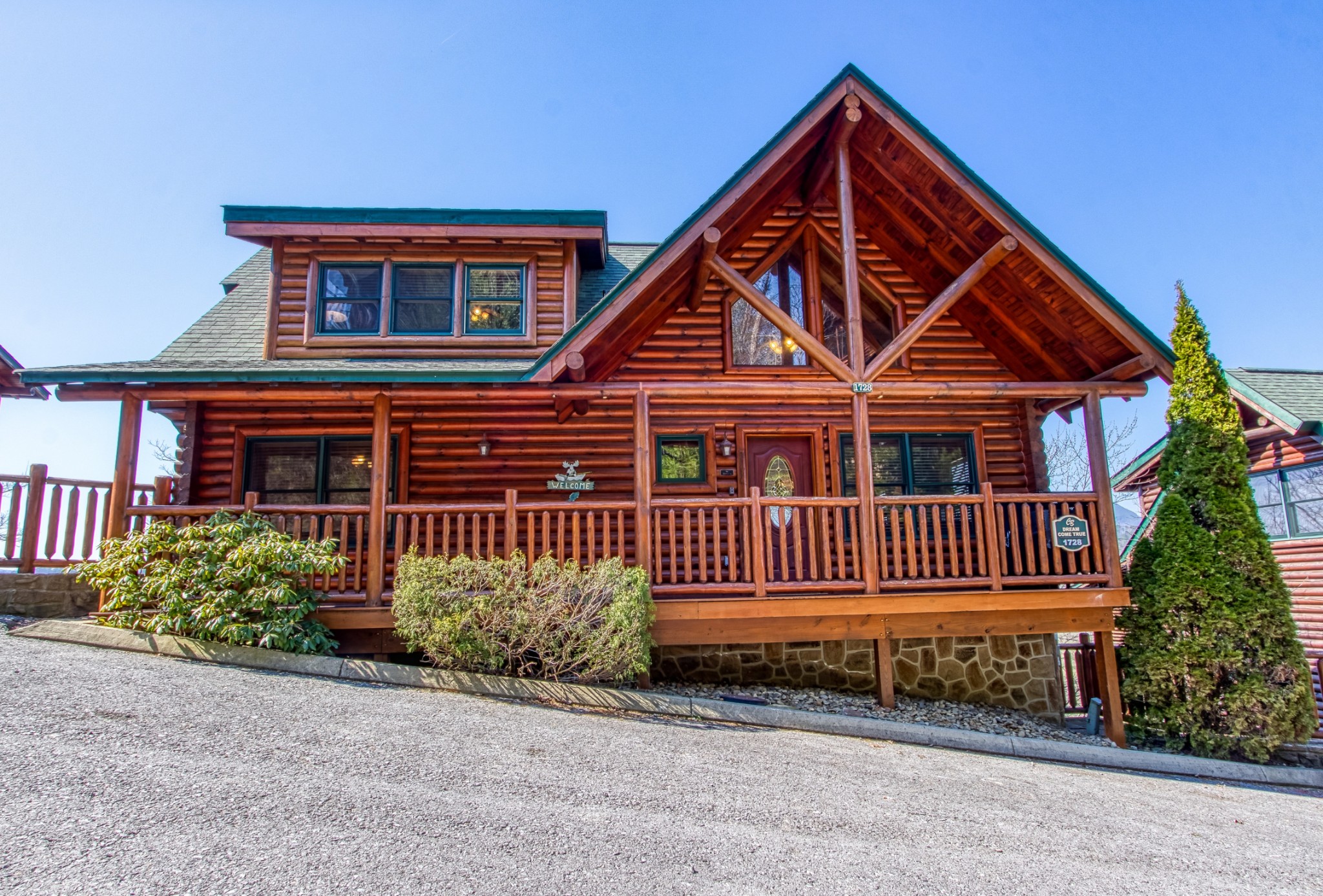 1728 Summit View Way — photo