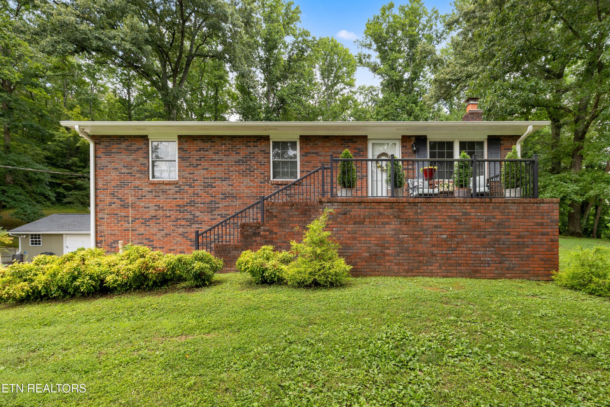 288 Mountain View Road, Heiskell, TN 37754