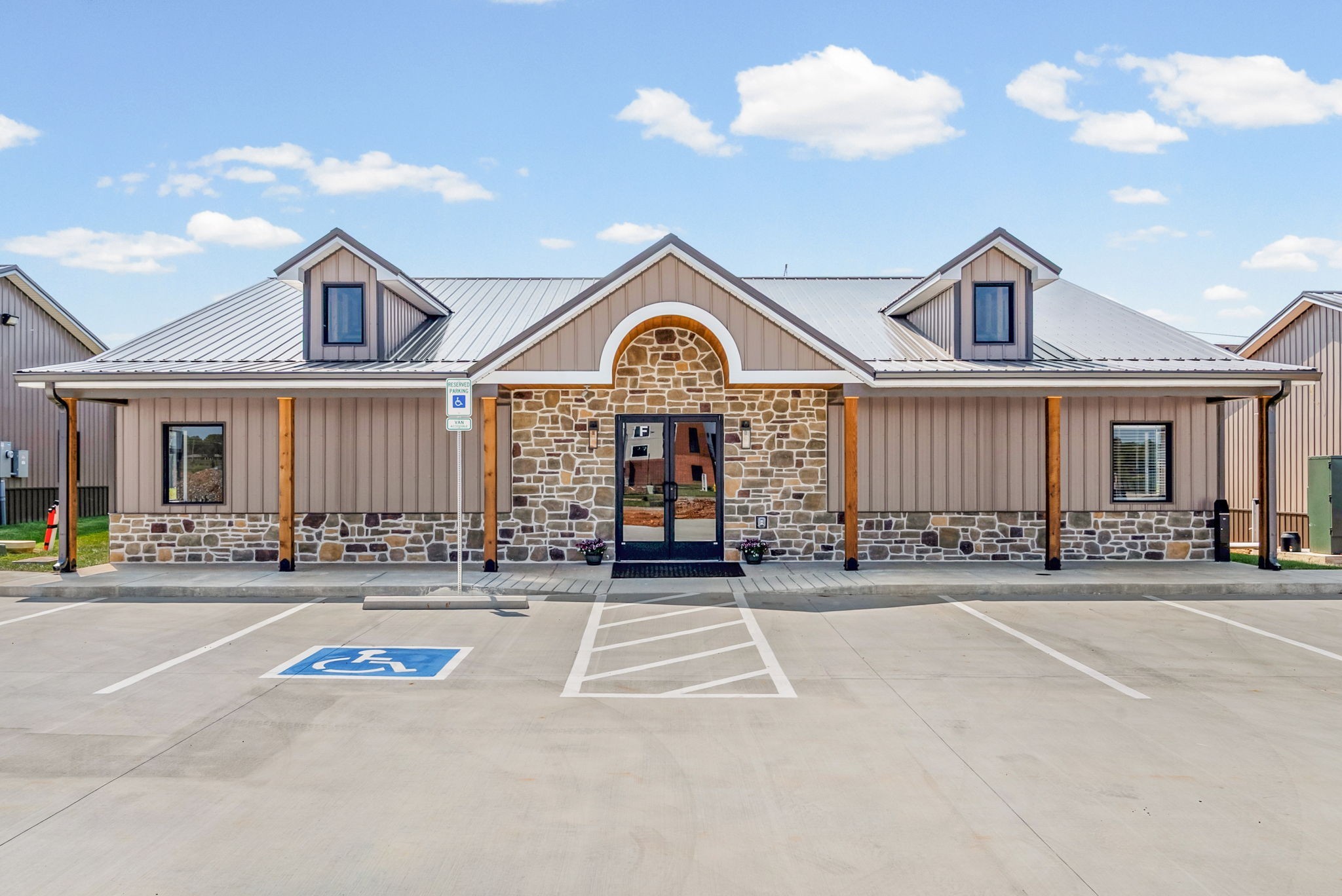 2510 Pea Ridge Rd Building F 115, Clarksville, TN 37040 — photo 2