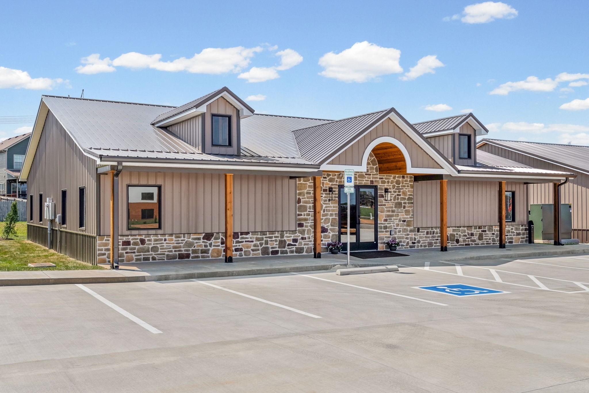 2510 Pea Ridge Rd Building F 115, Clarksville, TN 37040 — photo 3