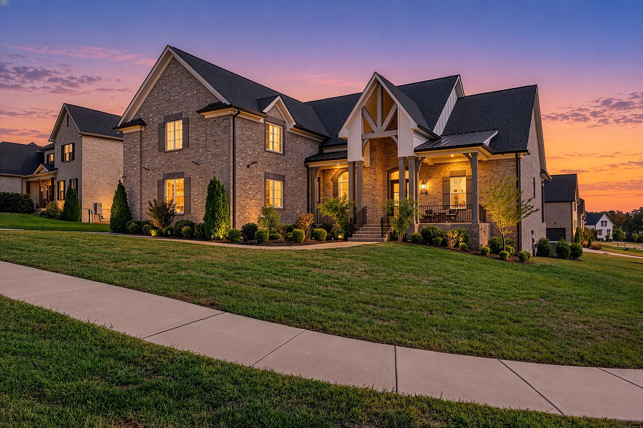 1011 Keeneland Dr — photo