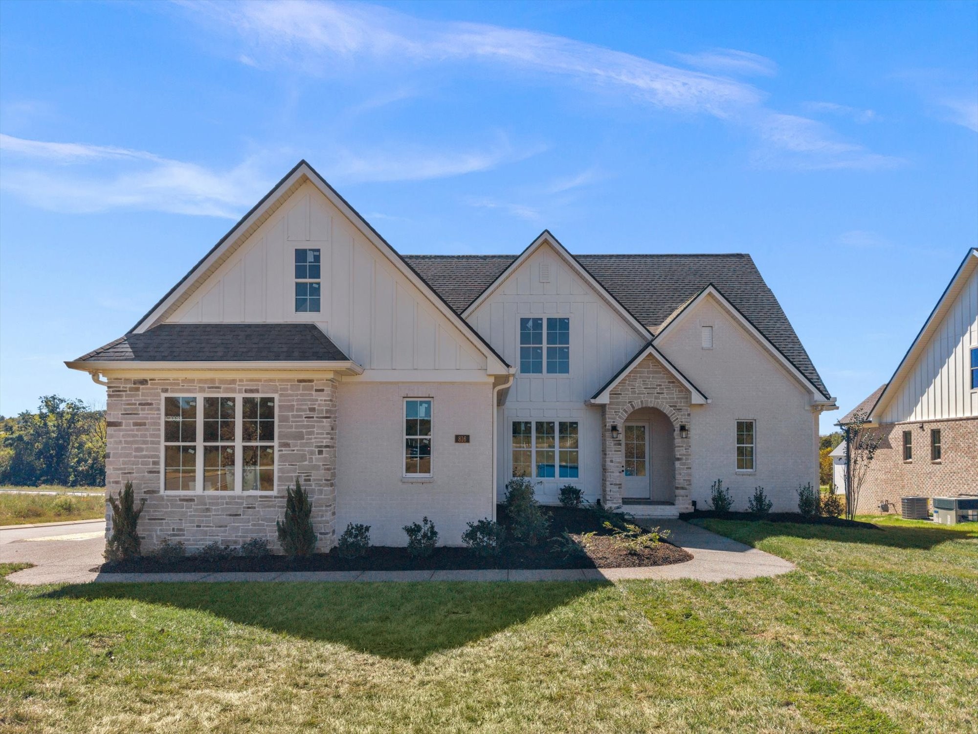 816 Brookdale Ct — photo