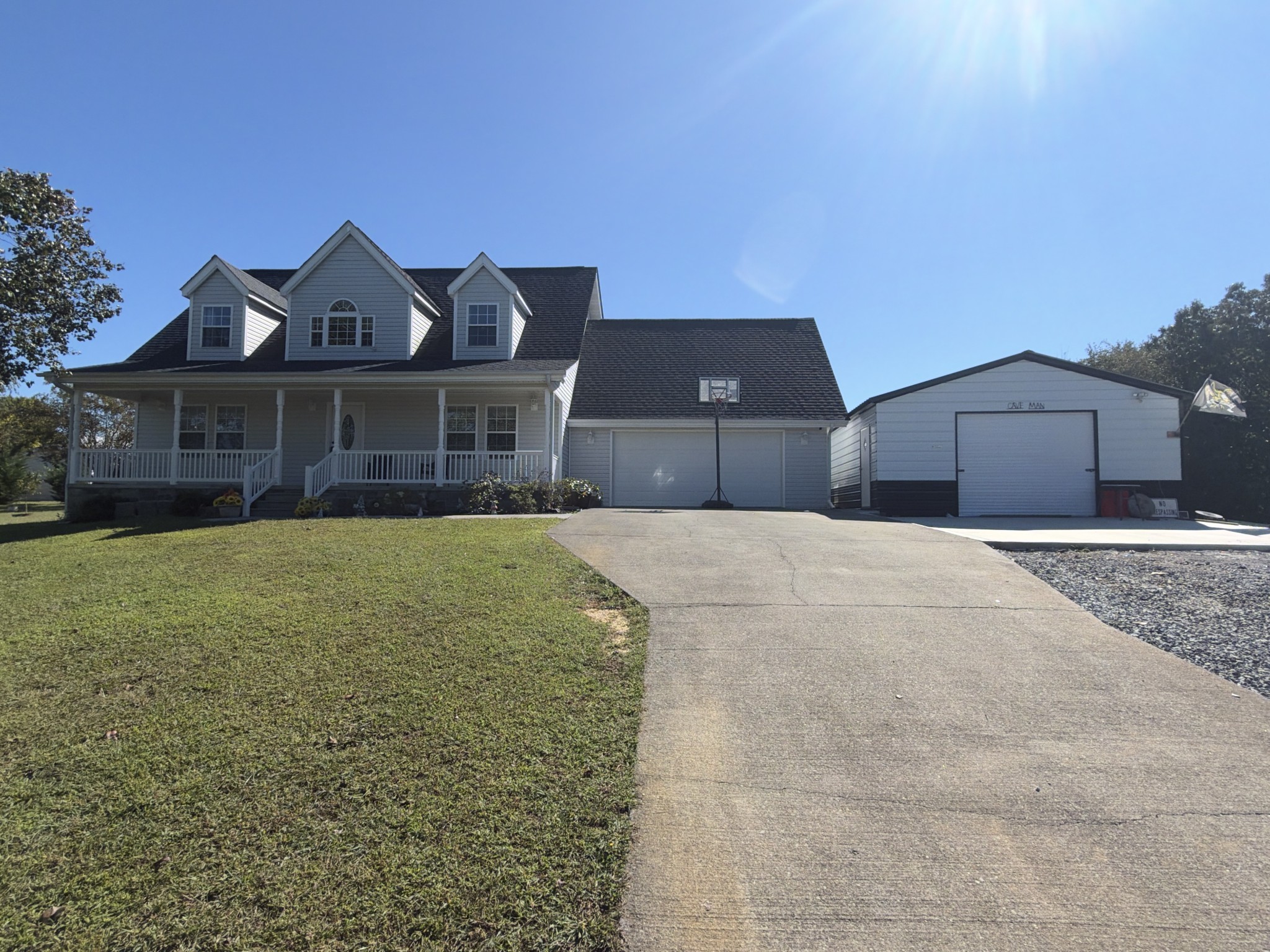 2833 English Valley Ln — photo