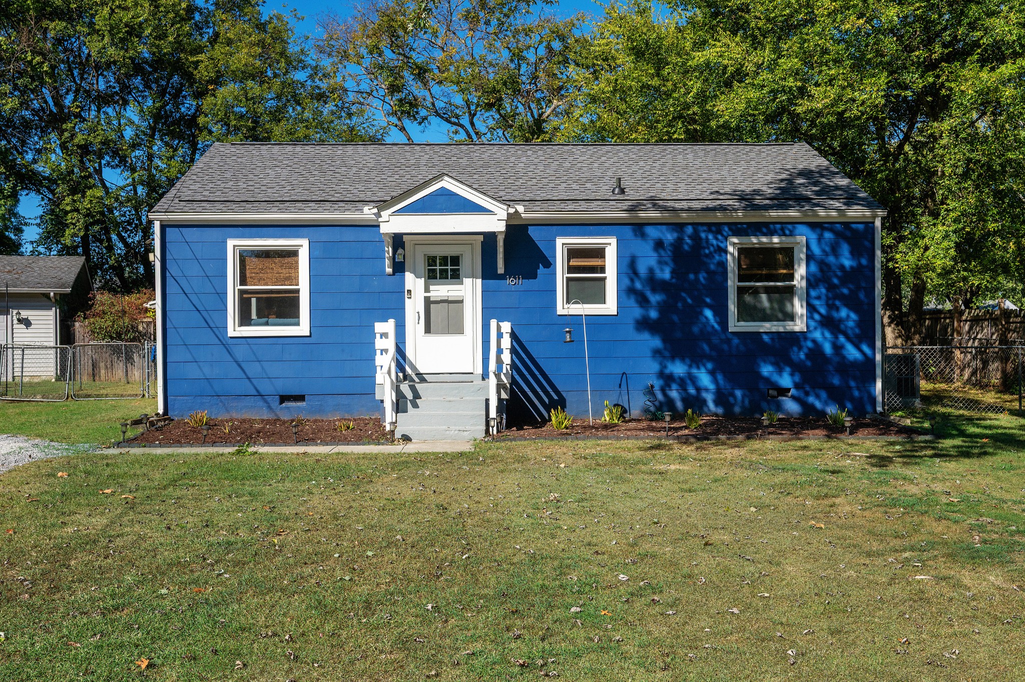 1611 Idlewood Dr — photo