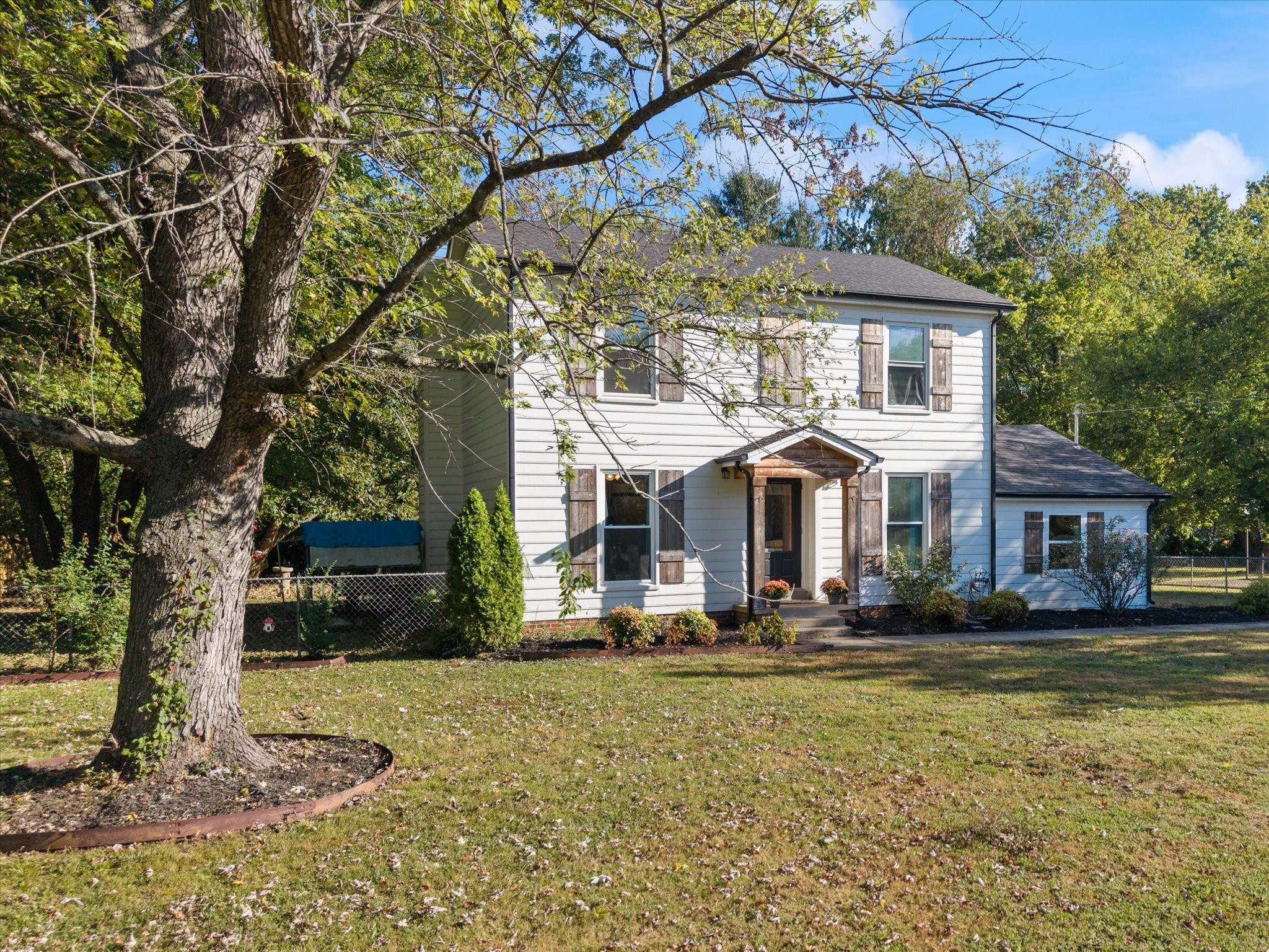 2252 Dominion Dr — photo