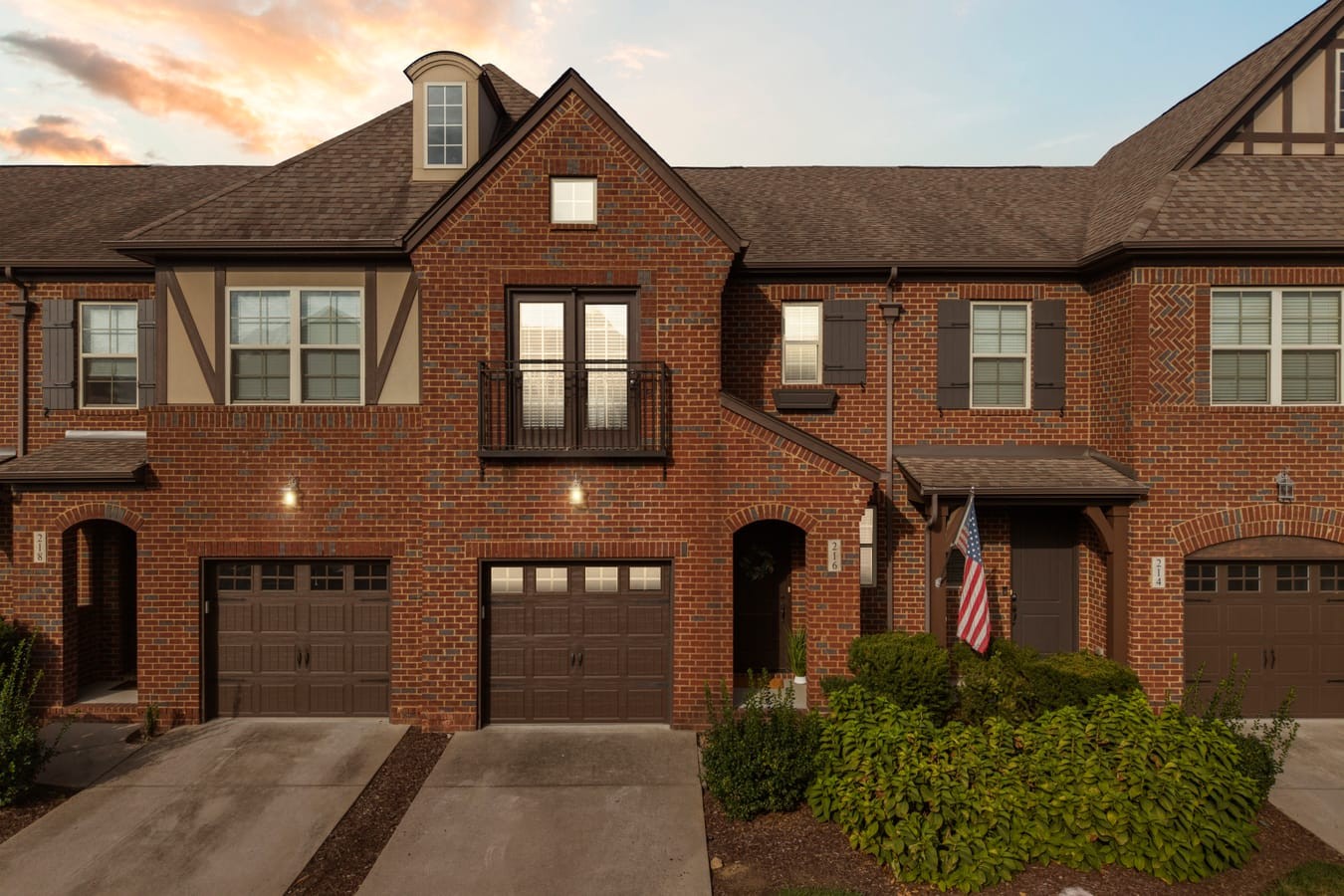 216 Bixby Private Ln — photo
