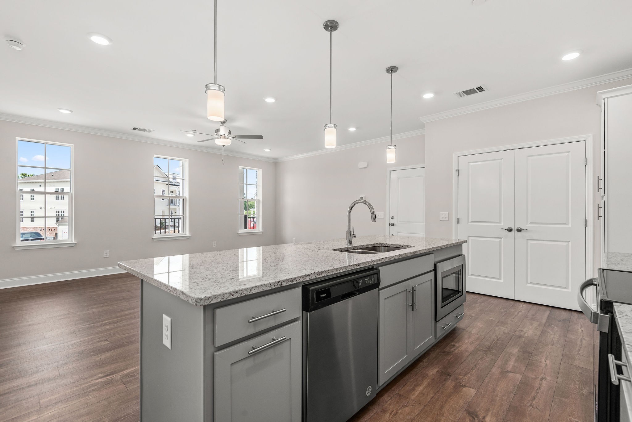 836 Goswell Dr Unit 3 — photo