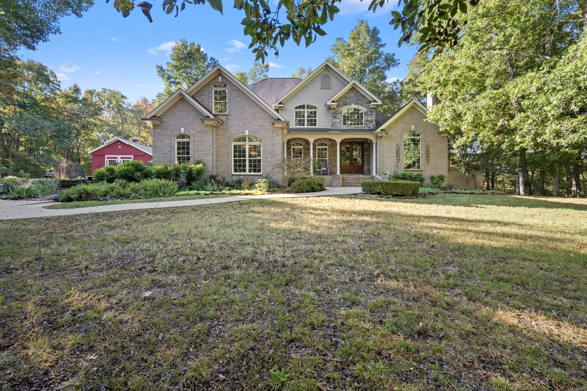 2399 Thompson Rd — photo