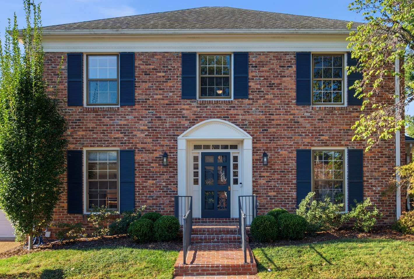 4114 Legend Hall Dr — photo