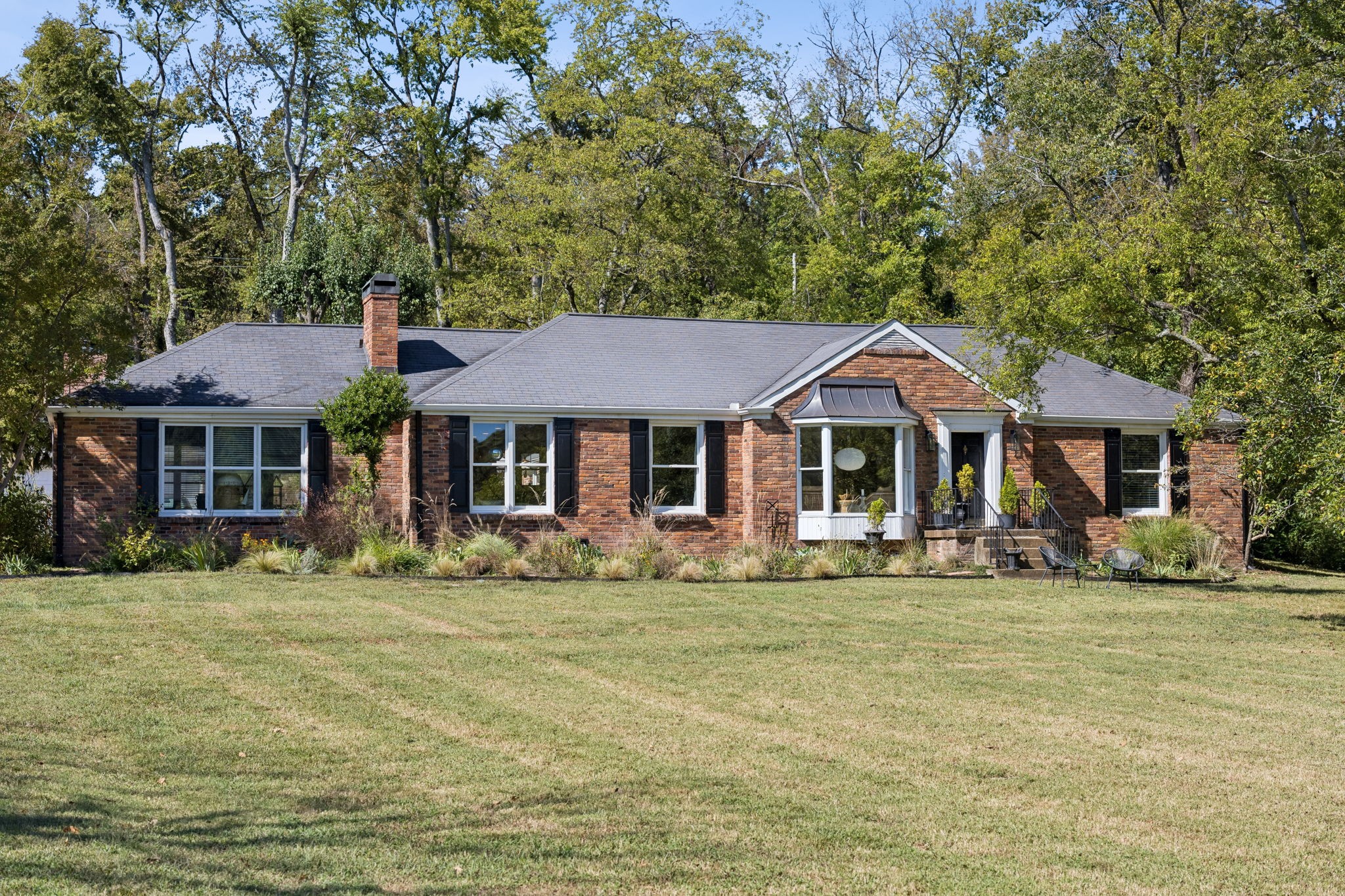 313 Jocelyn Hollow Cir — photo