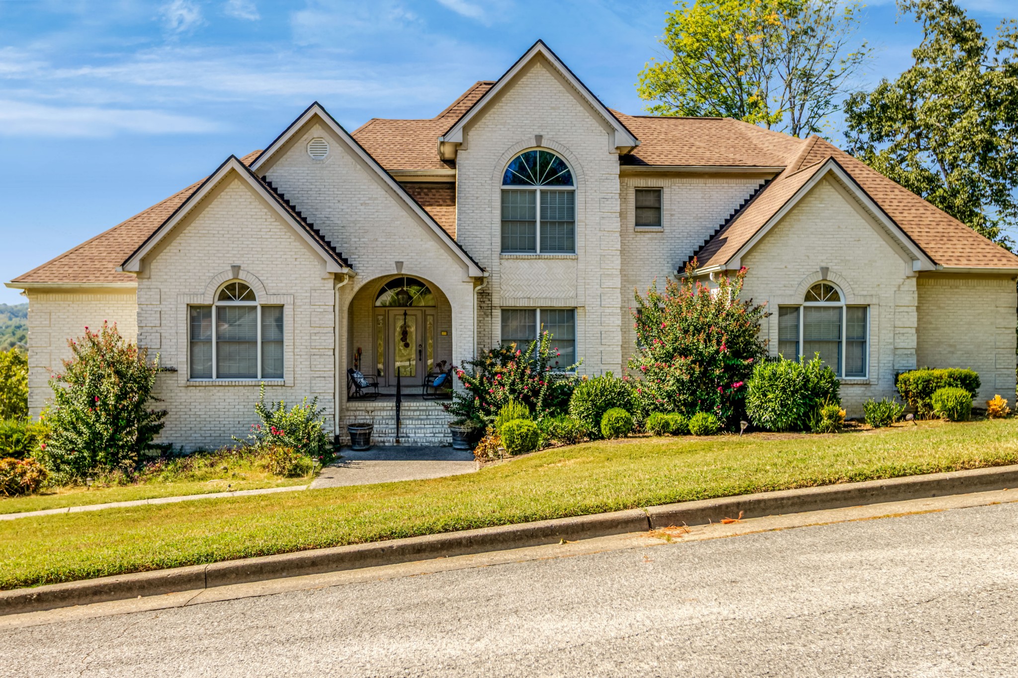 8105 Chaseview Ct — photo