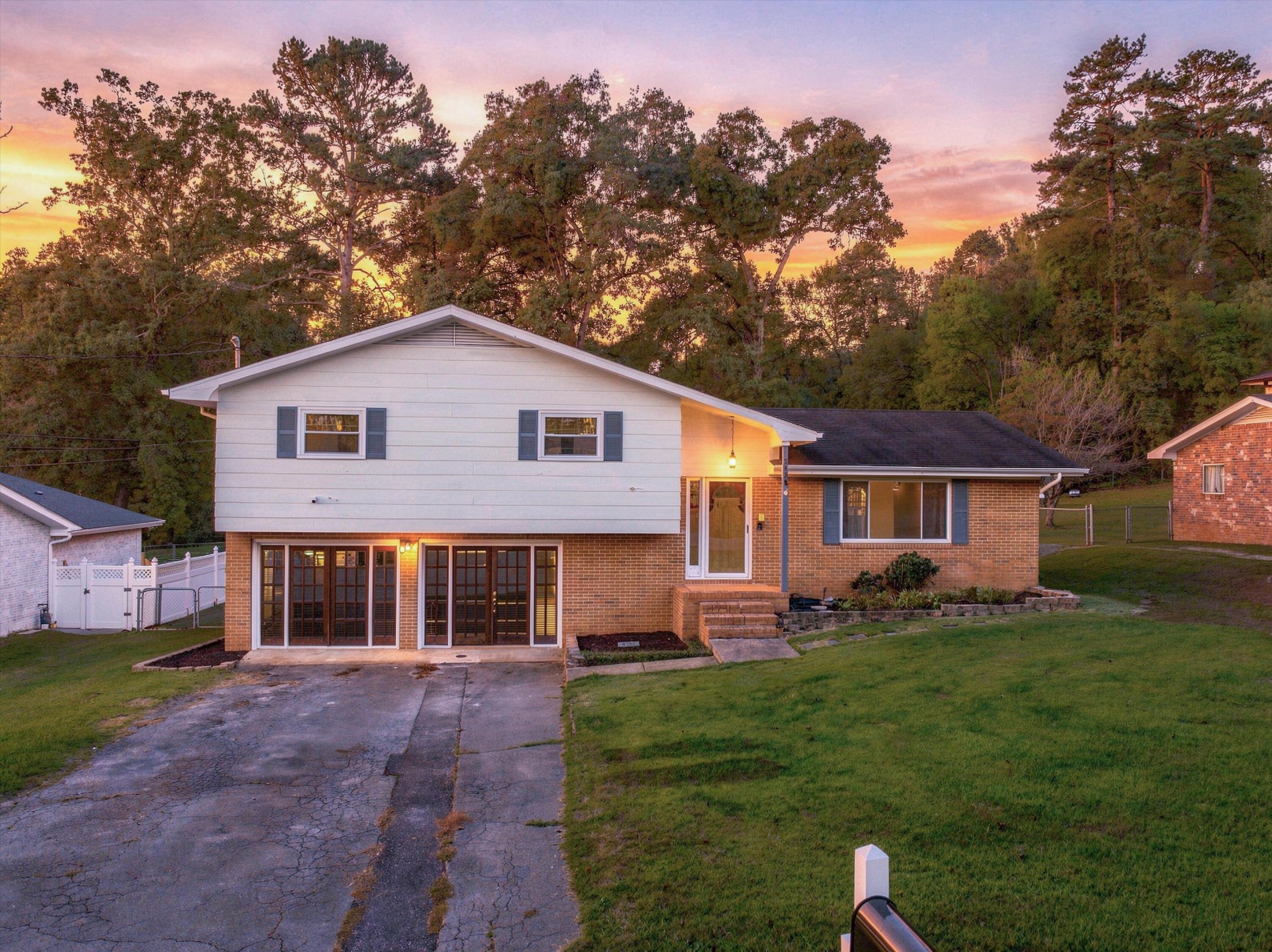 3428 Crabtree Drive — photo