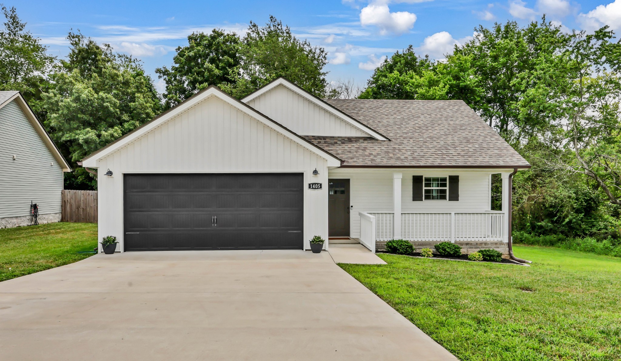 1405 Fredrick Dr — photo