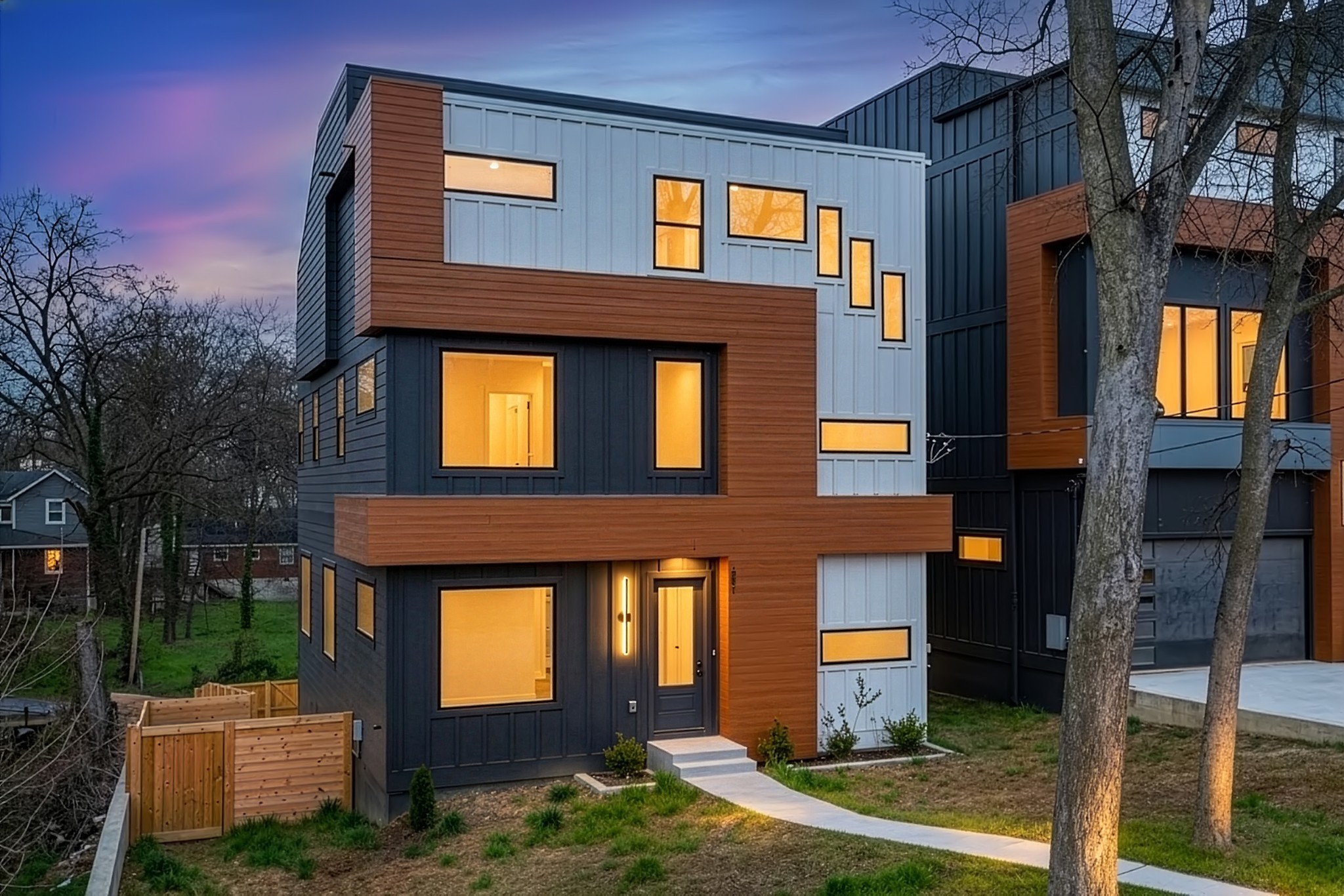 1001 Glenview Dr — photo