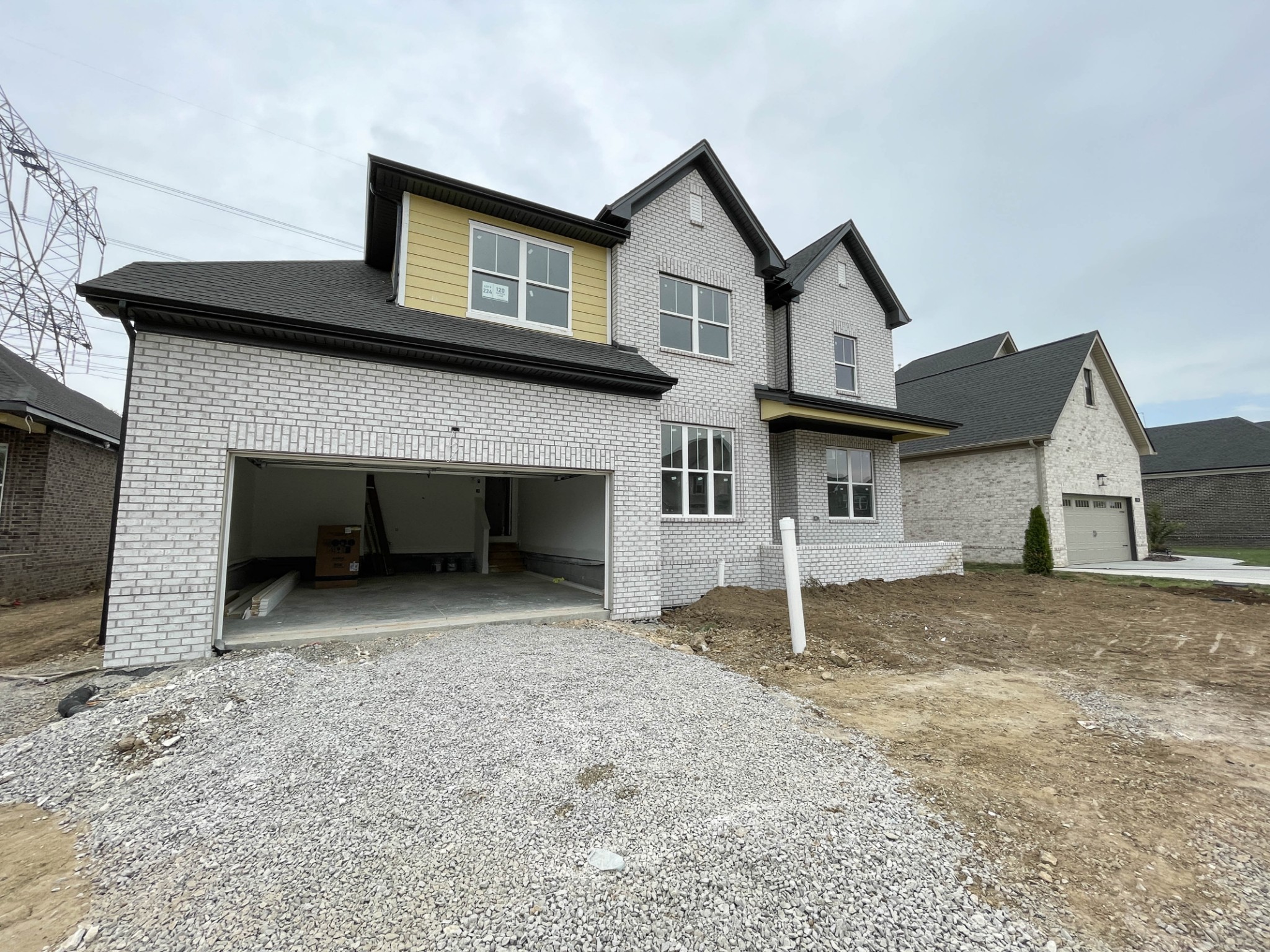 120 Hayden Ln — photo