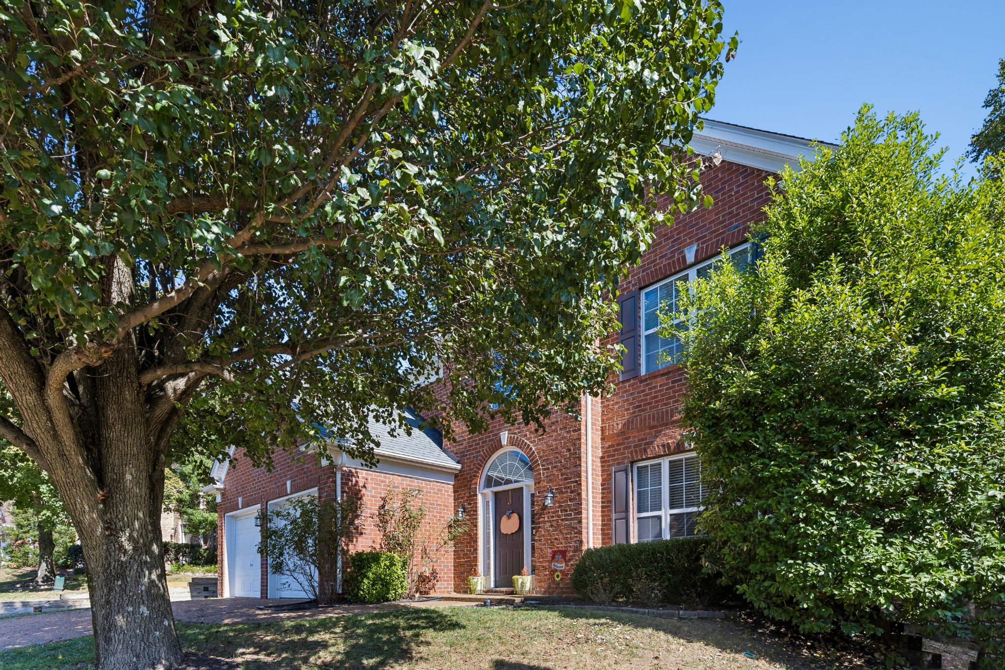 5816 Sterling Oaks Dr — photo