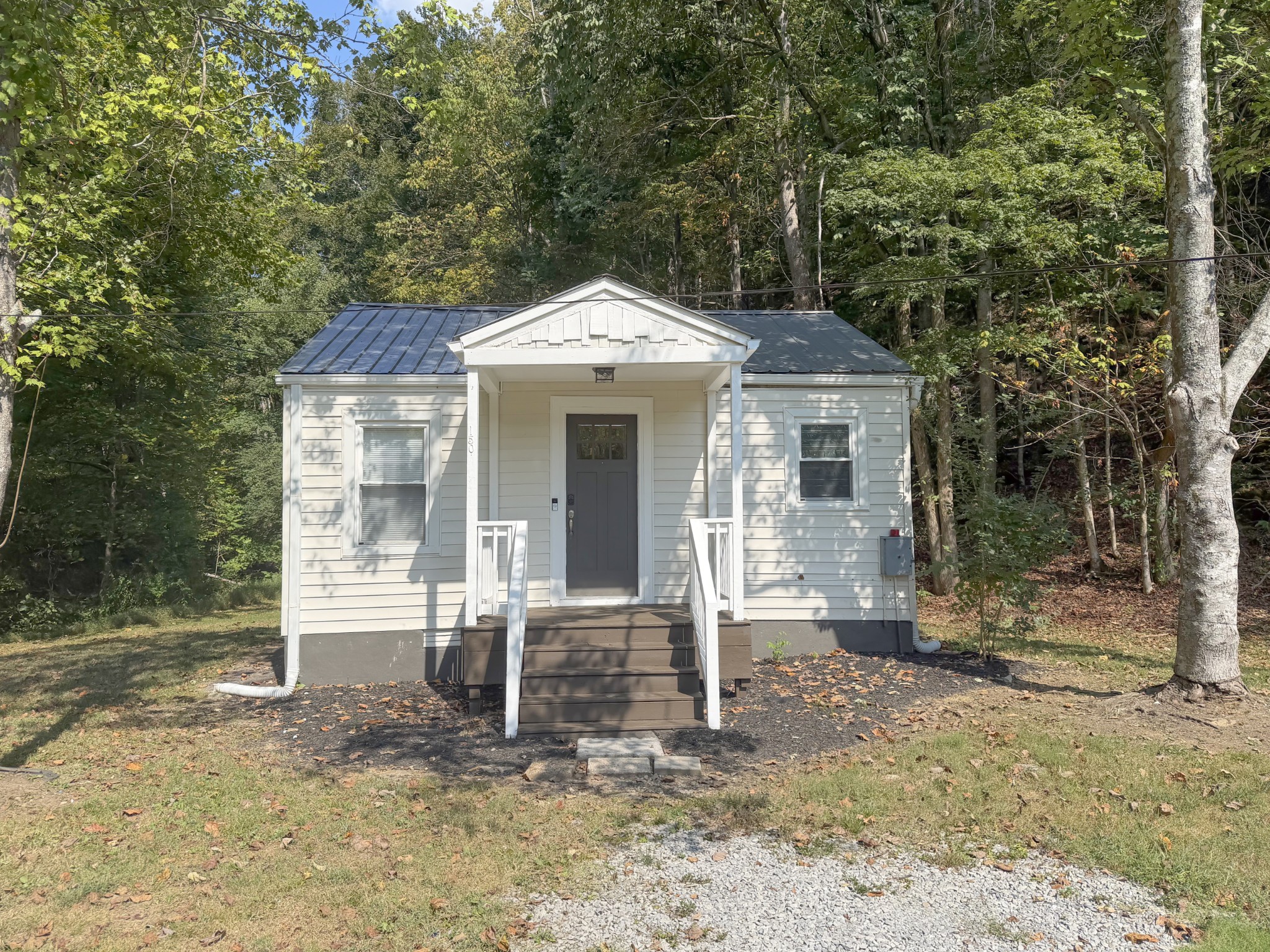 150 Slaters Creek Ln — photo