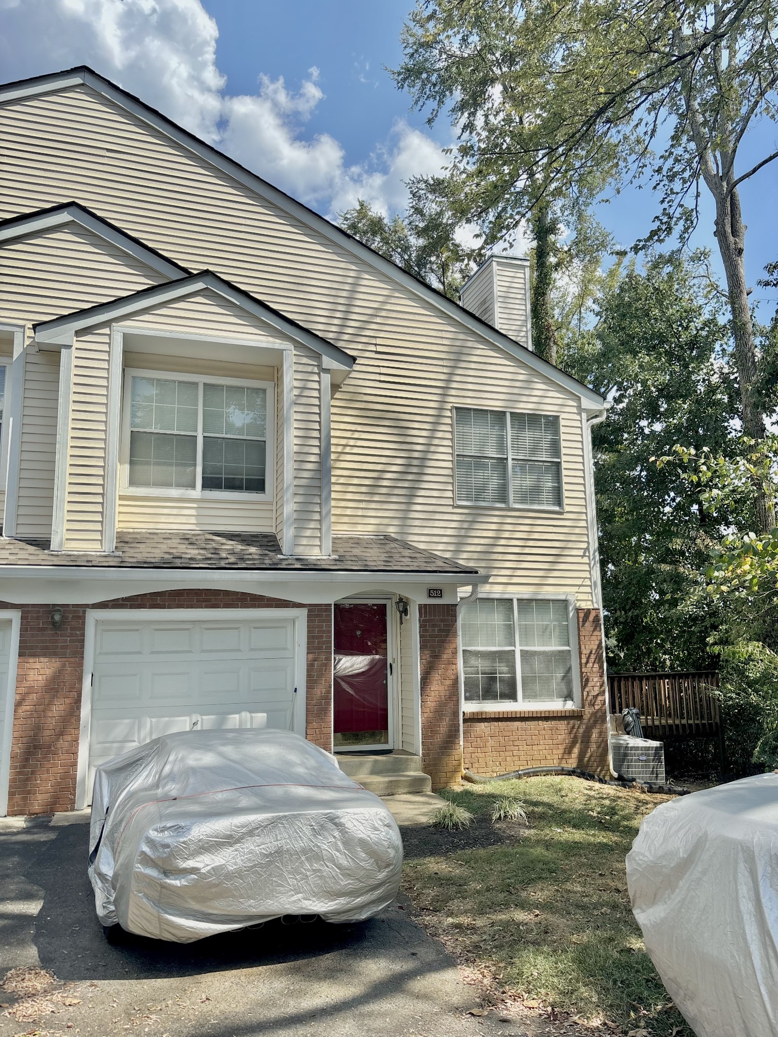 512 Forest Pointe Pl — photo