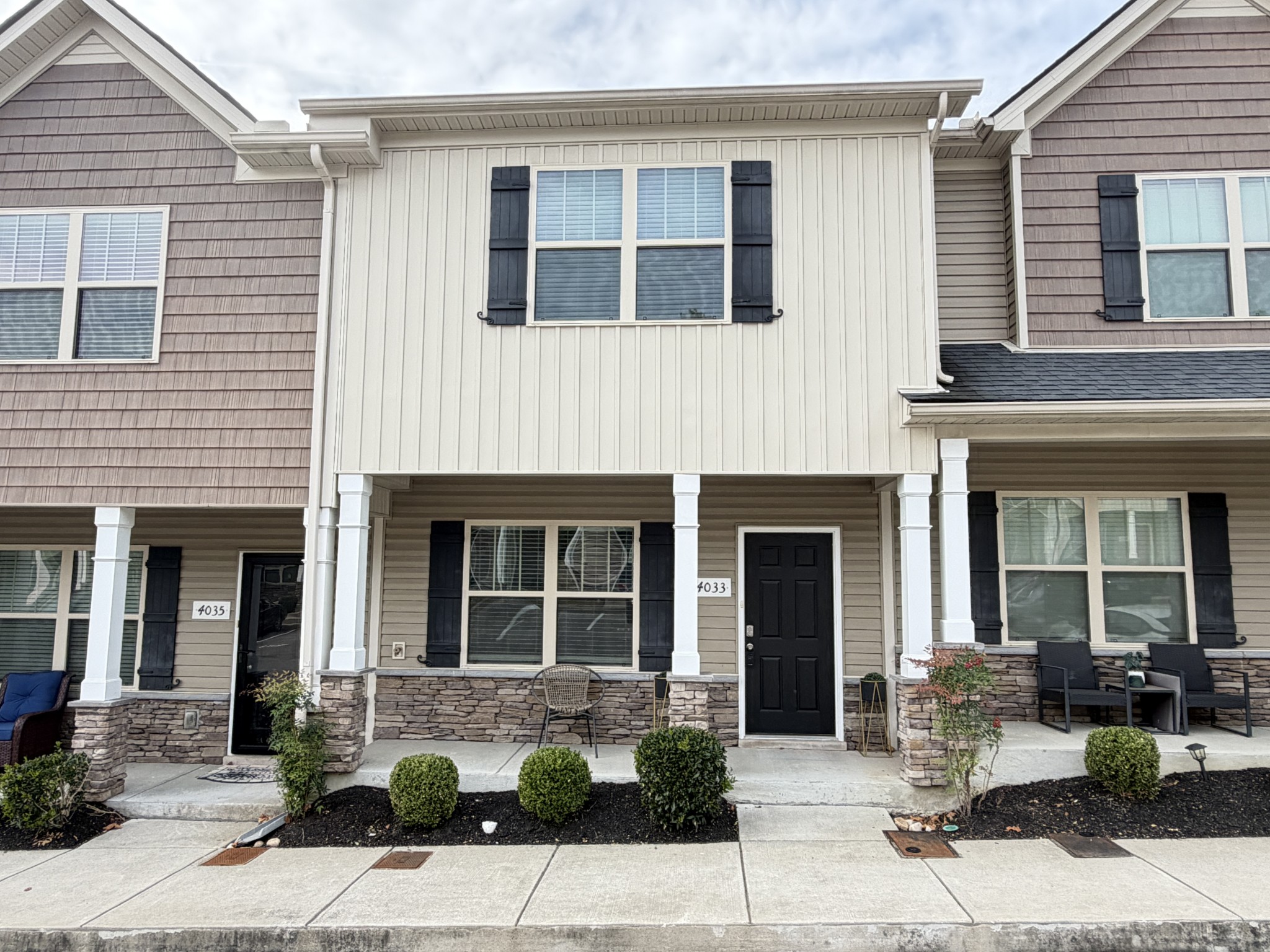 4033 Saddlecreek Way — photo