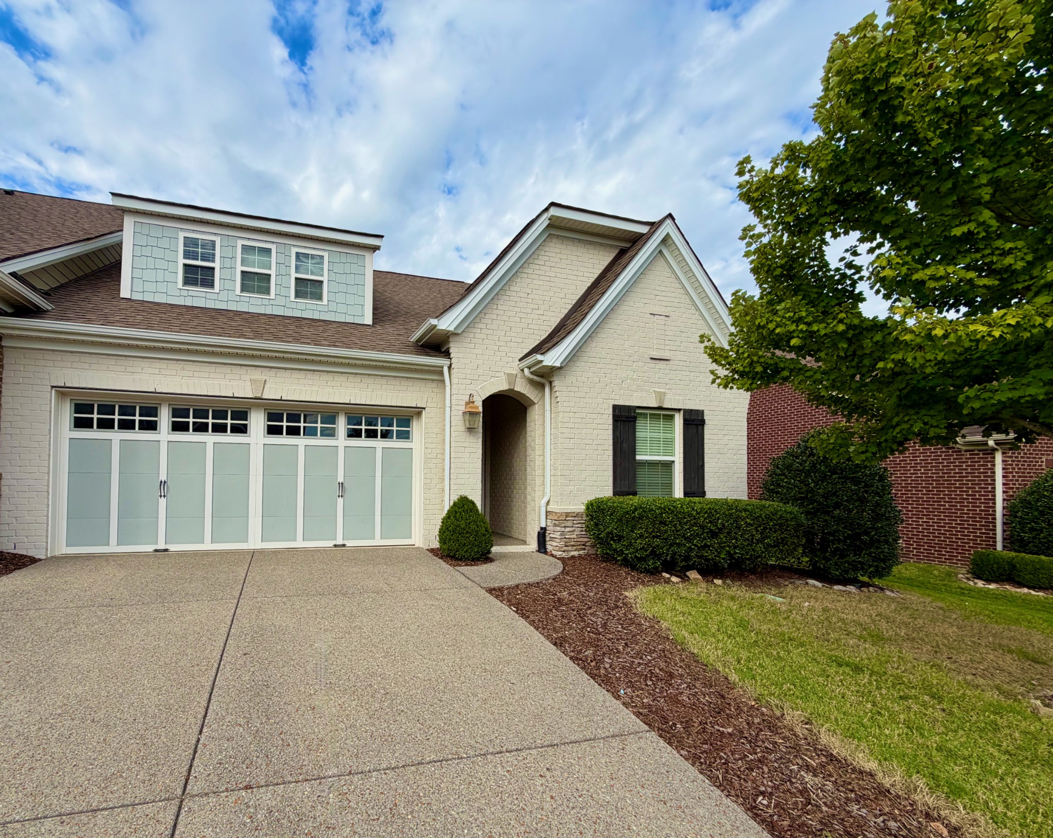 113 Dayflower Dr — photo