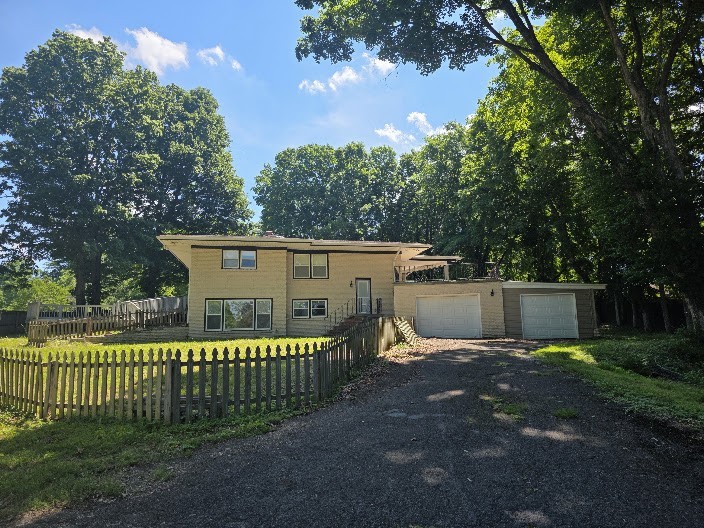 276 E Porters Bluff Rd — photo