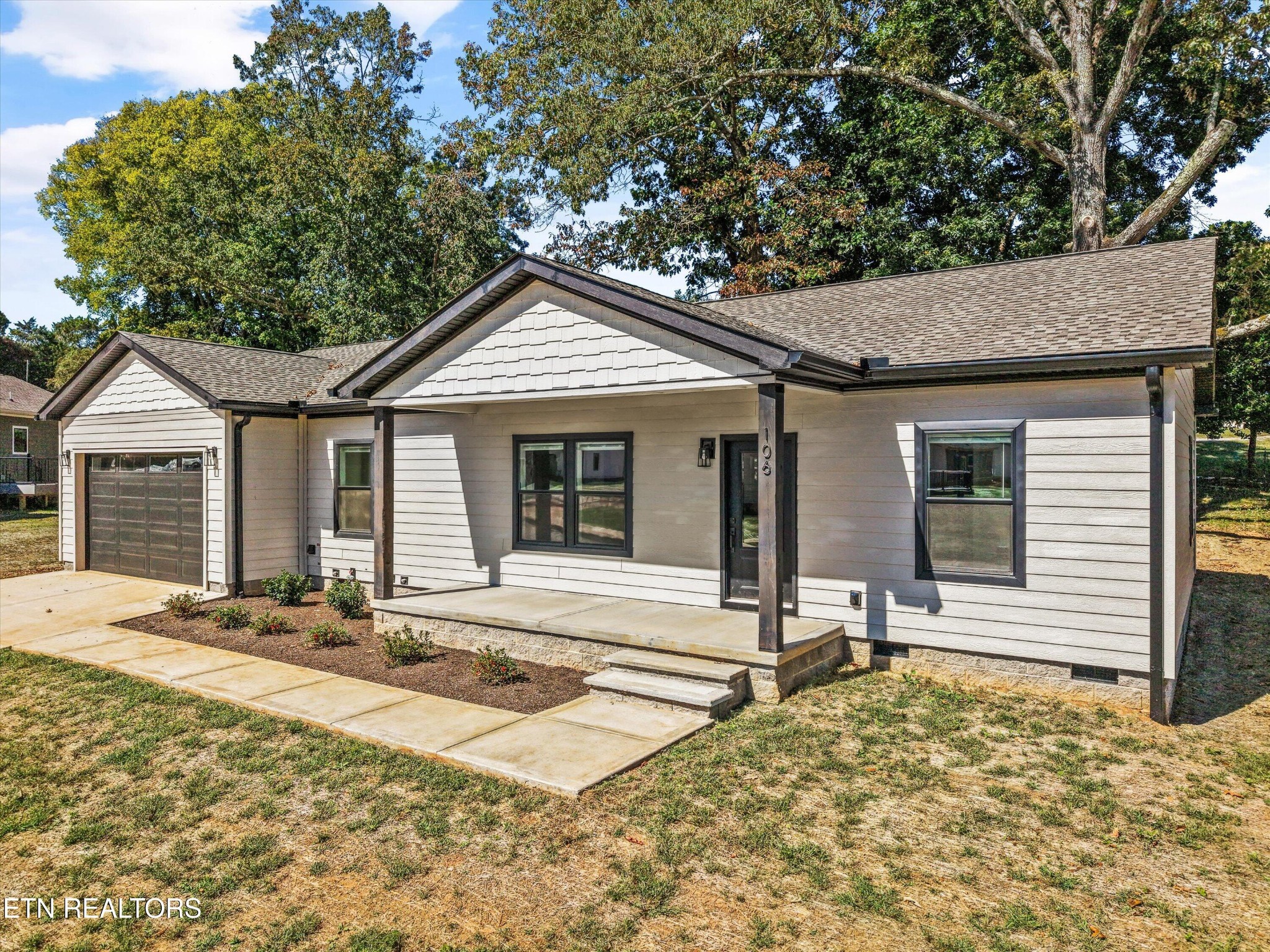 106 Federal Ferry Circle — photo