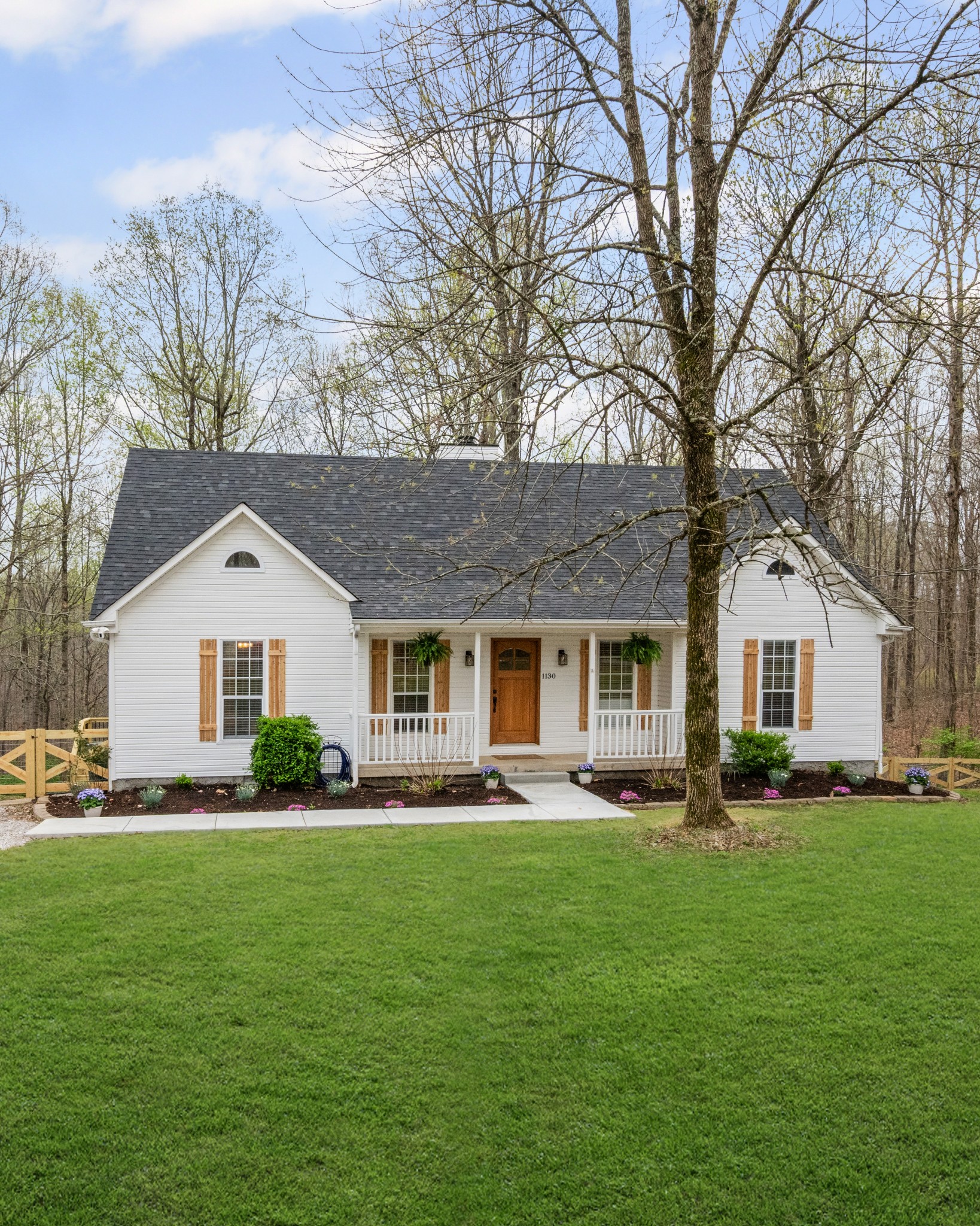 1130 Old Charlotte Pike — photo