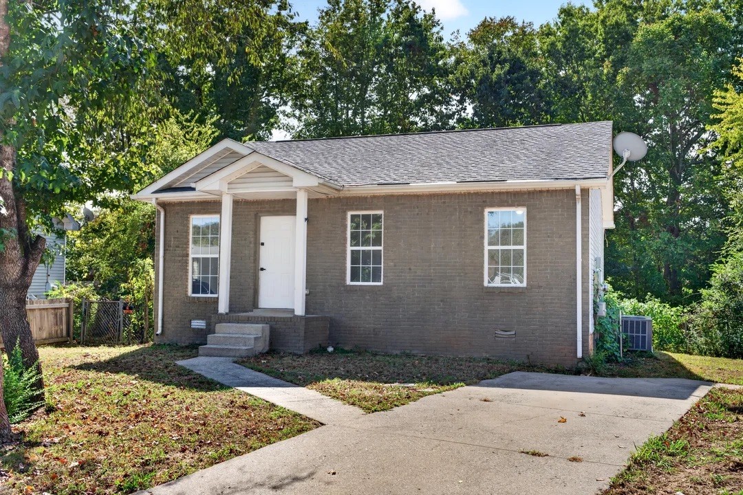 343 Lafayette Point Circle — photo