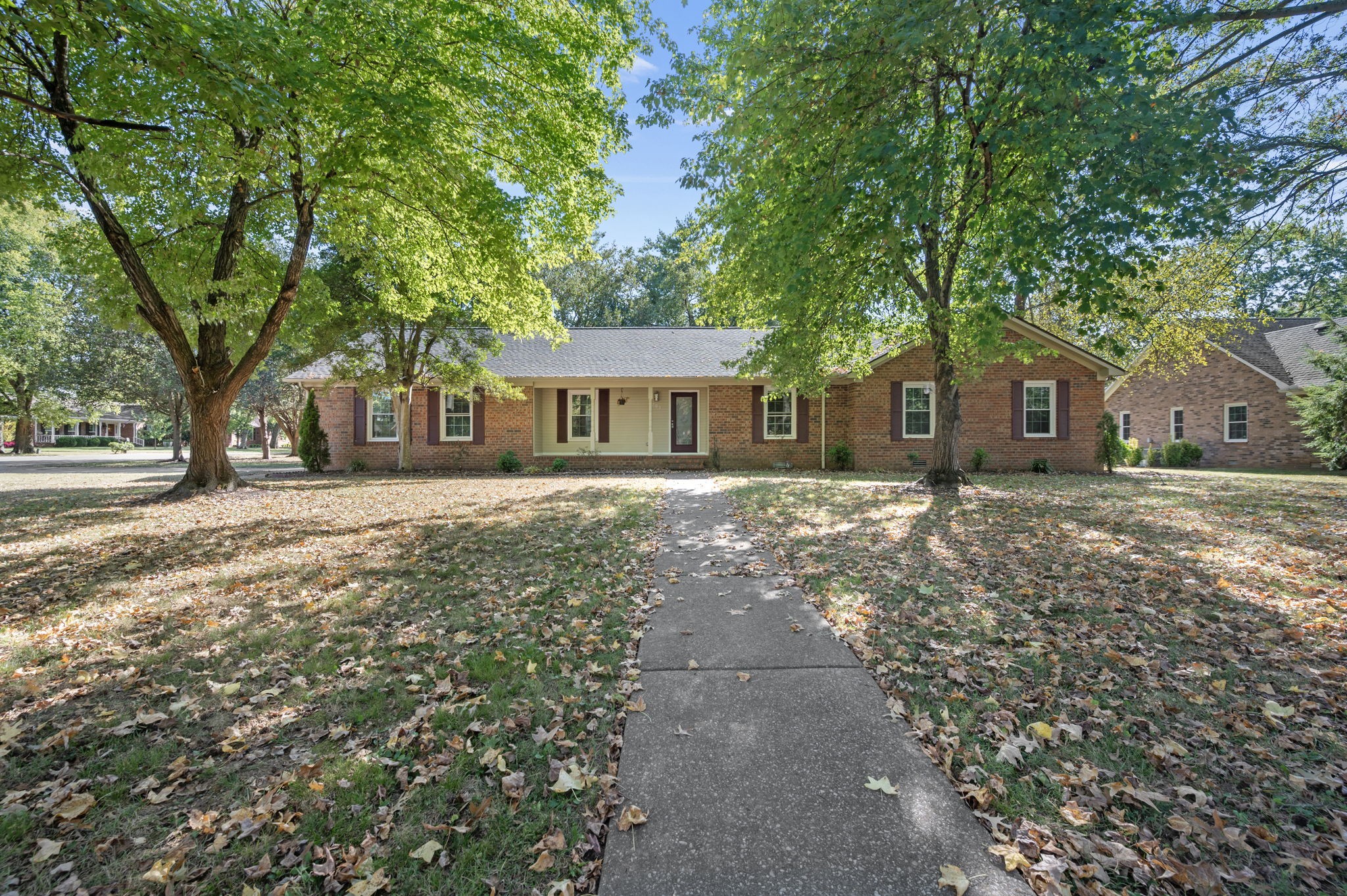 703 Princess Ct — photo