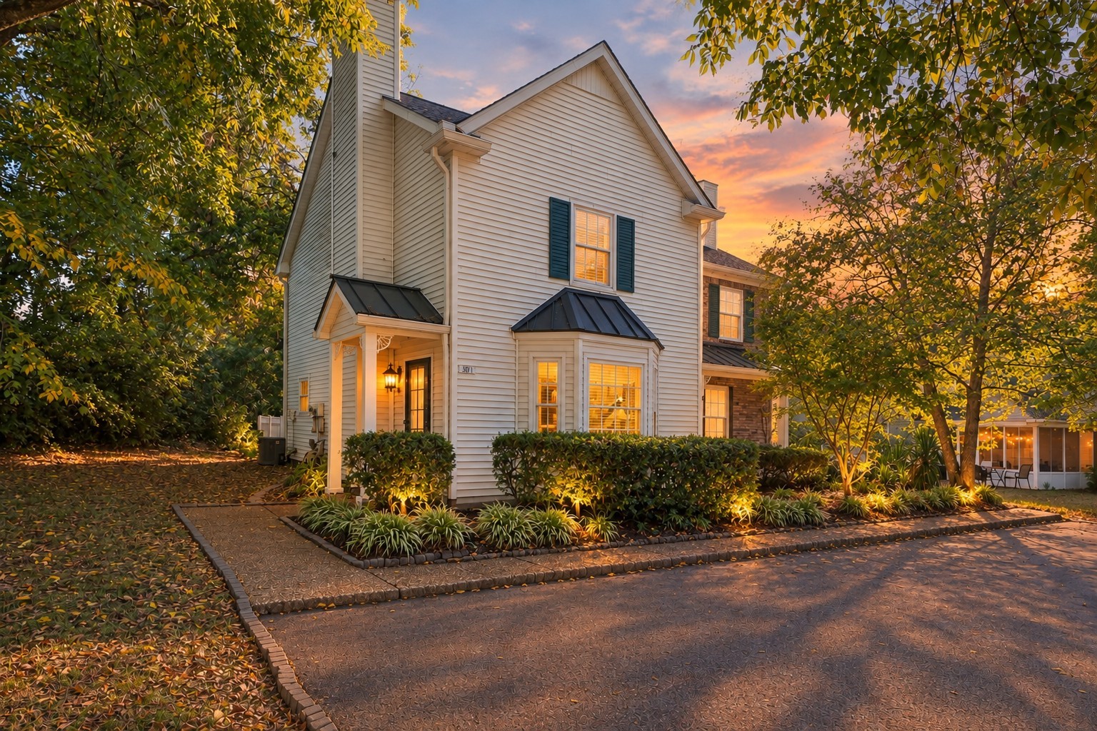 307 Chase Ct — photo