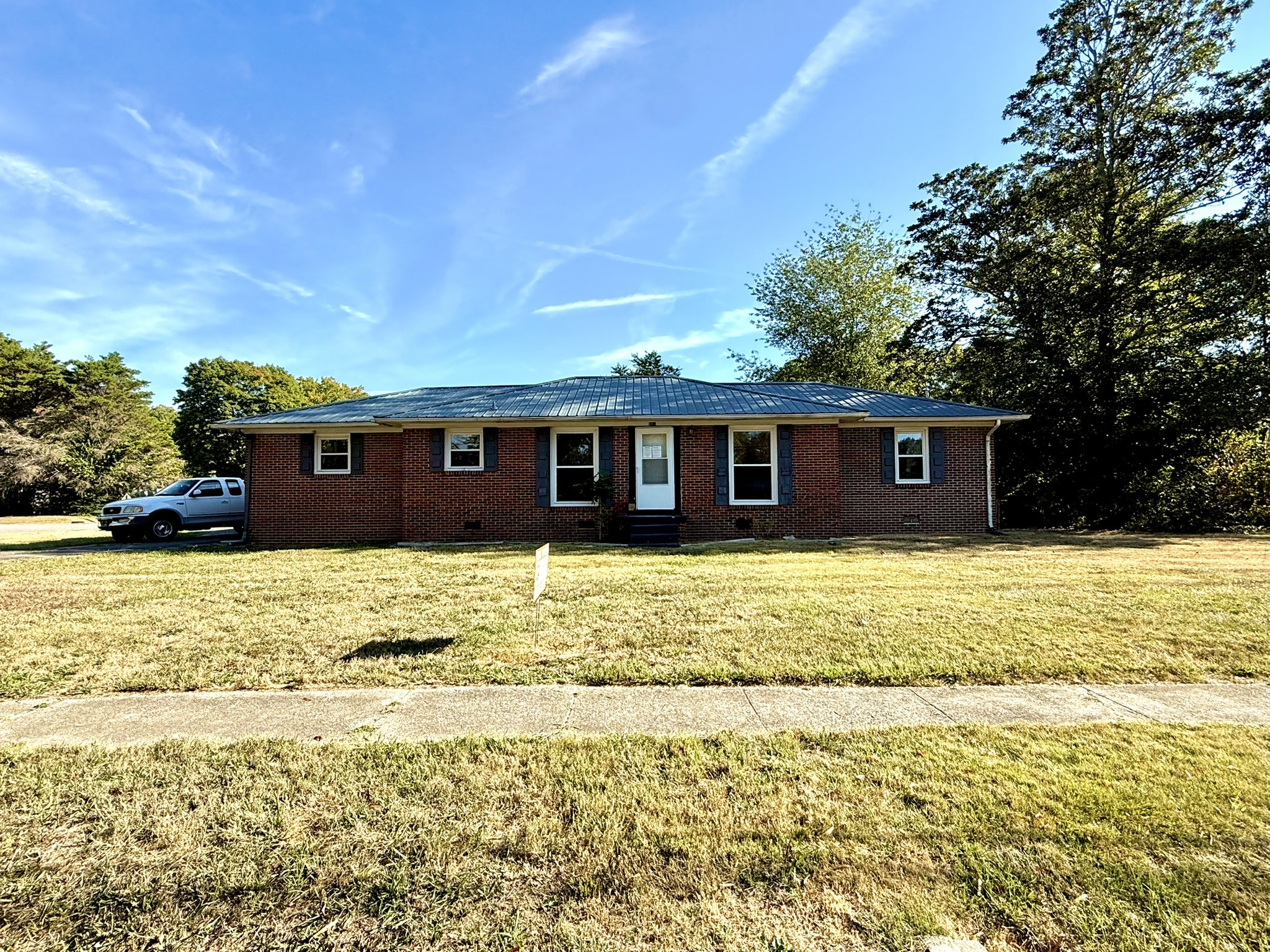 518 Stone Blvd — photo