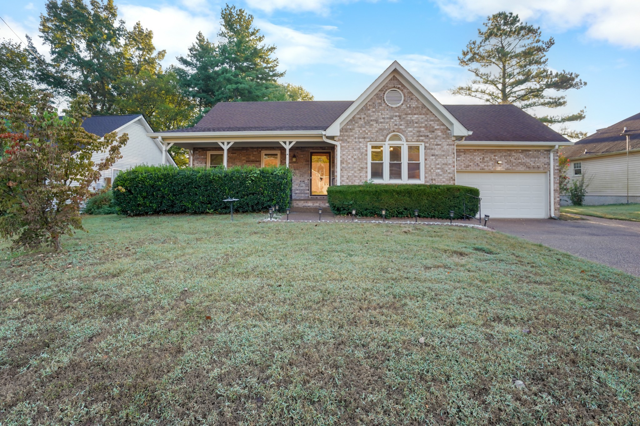 1503 Birchwood Cir — photo