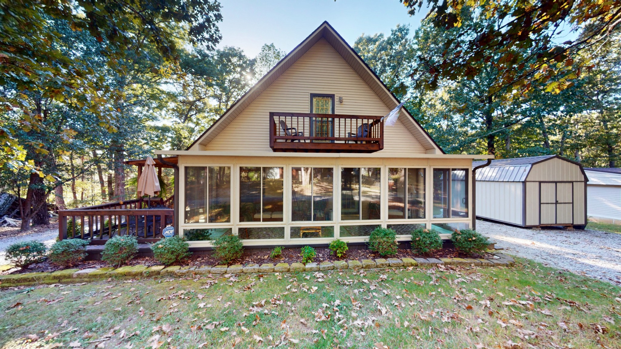 140 Powell Dr — photo
