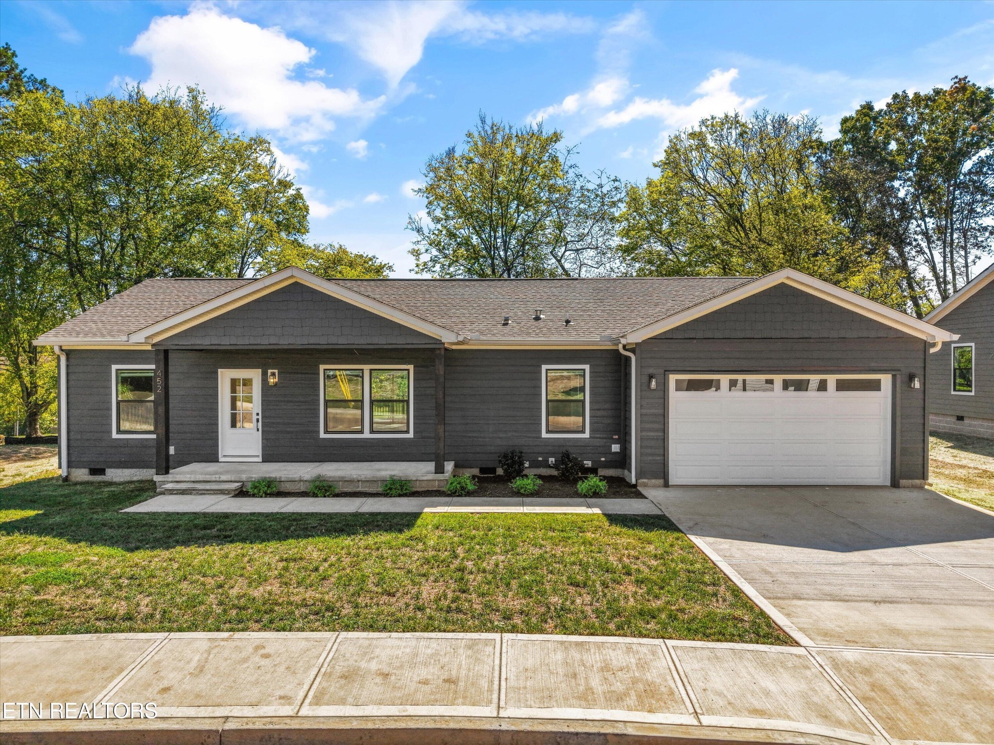 452 Federal Ferry Circle — photo