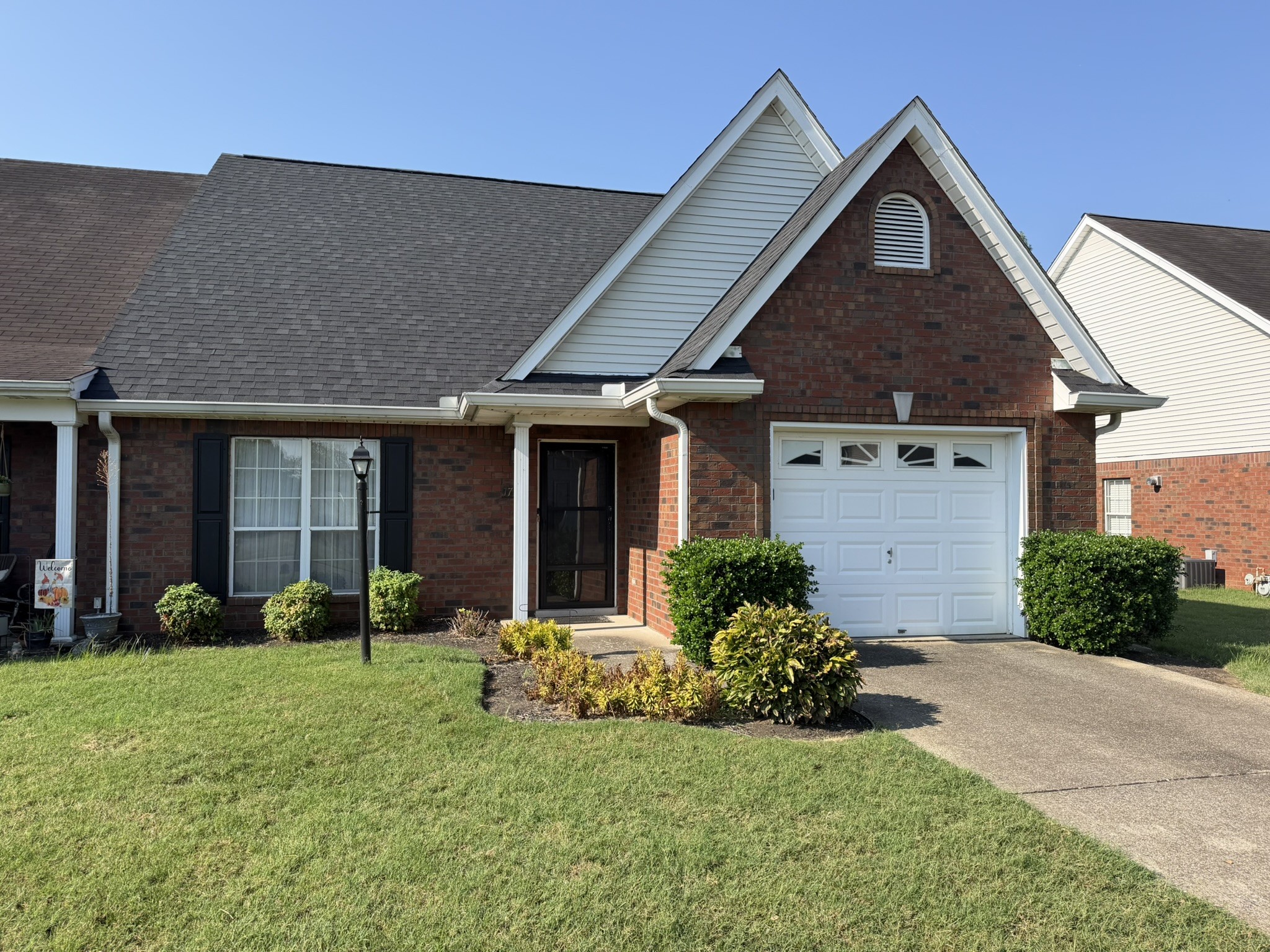 1732 Keeneland Ct — photo