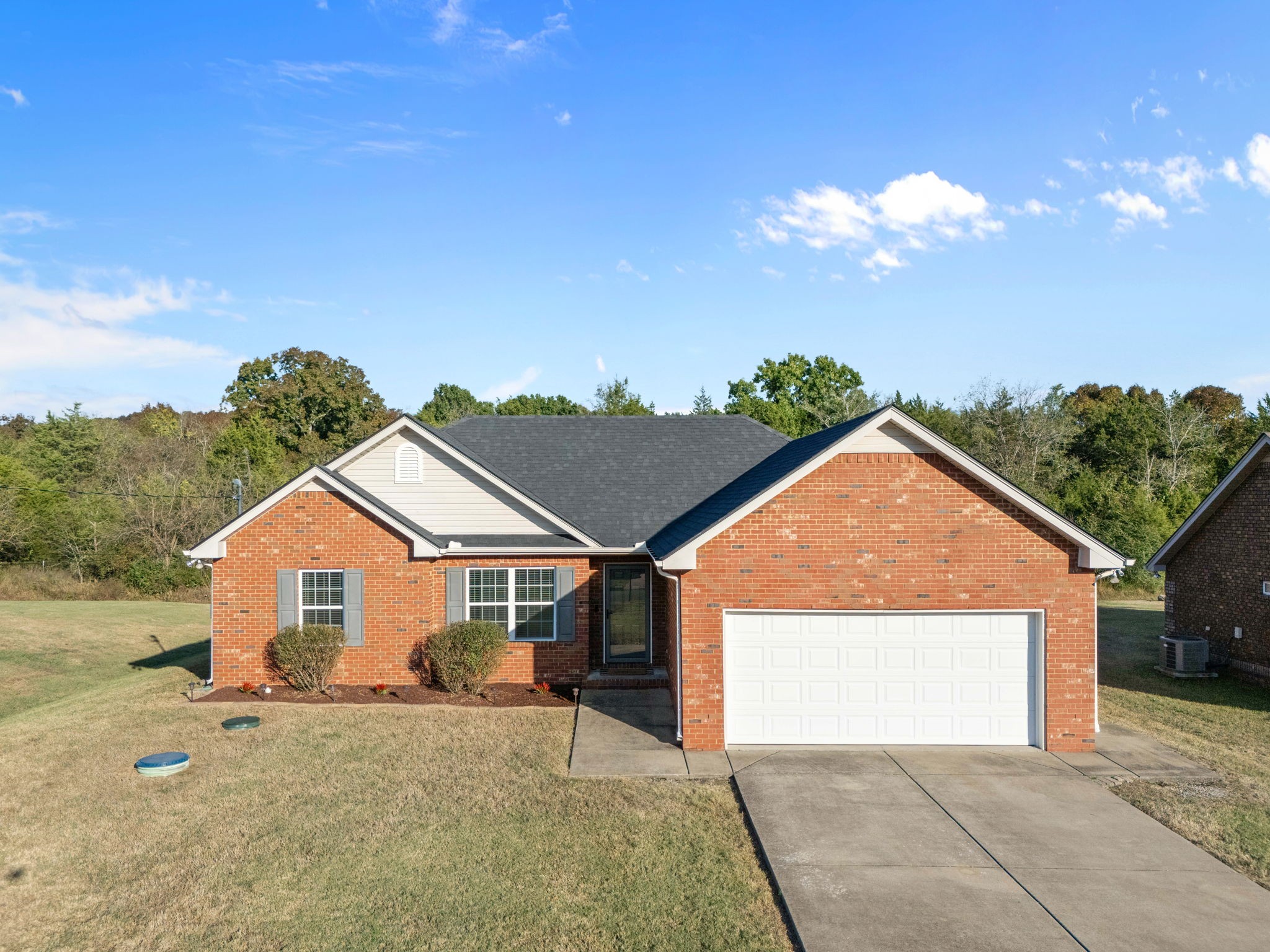2050 Barretts Ridge Dr — photo
