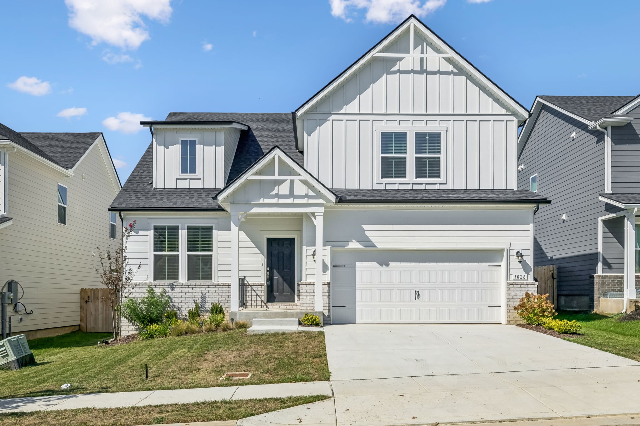 1028 Lionheart Dr — photo