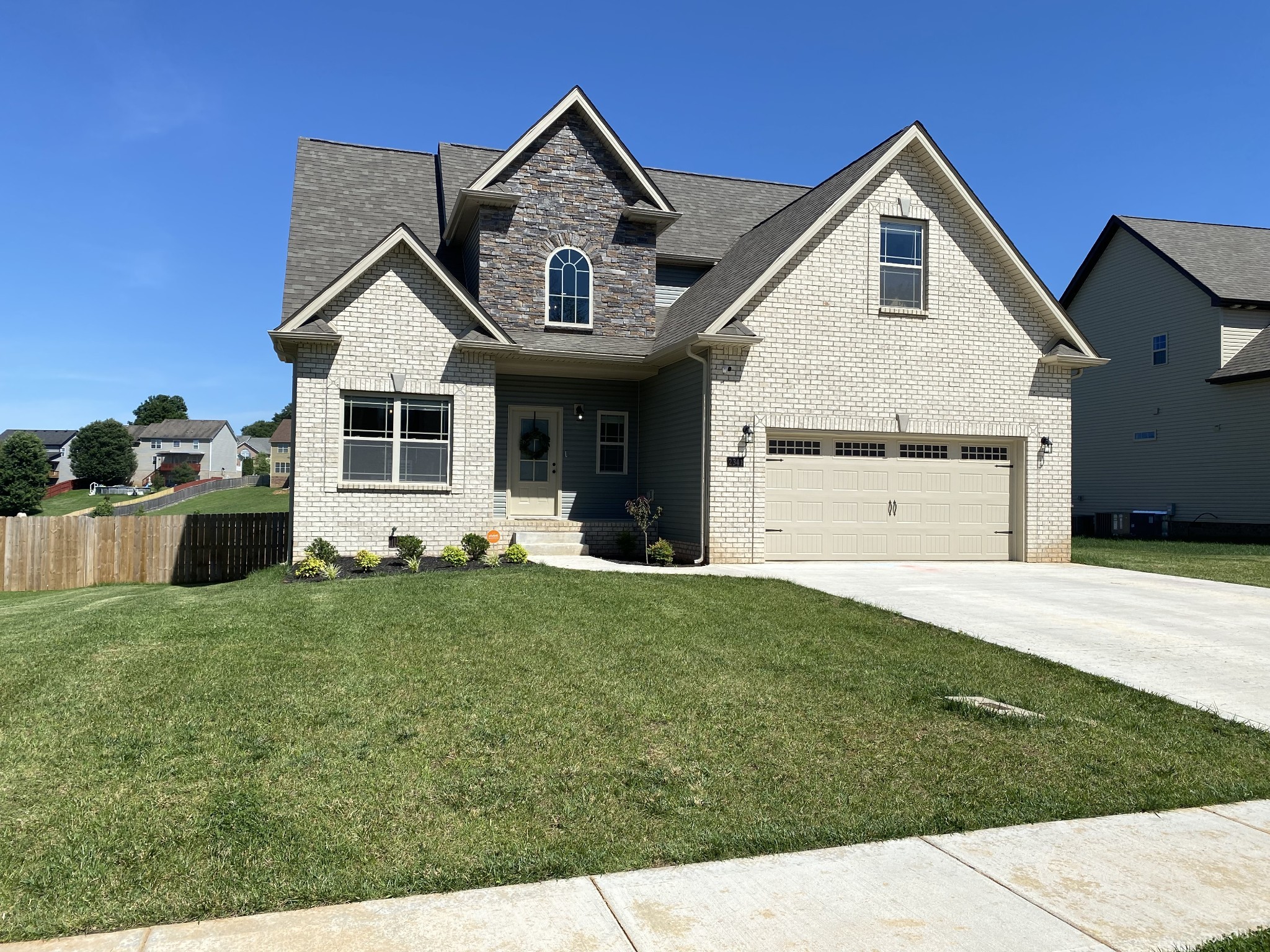 2341 Colston Dr — photo