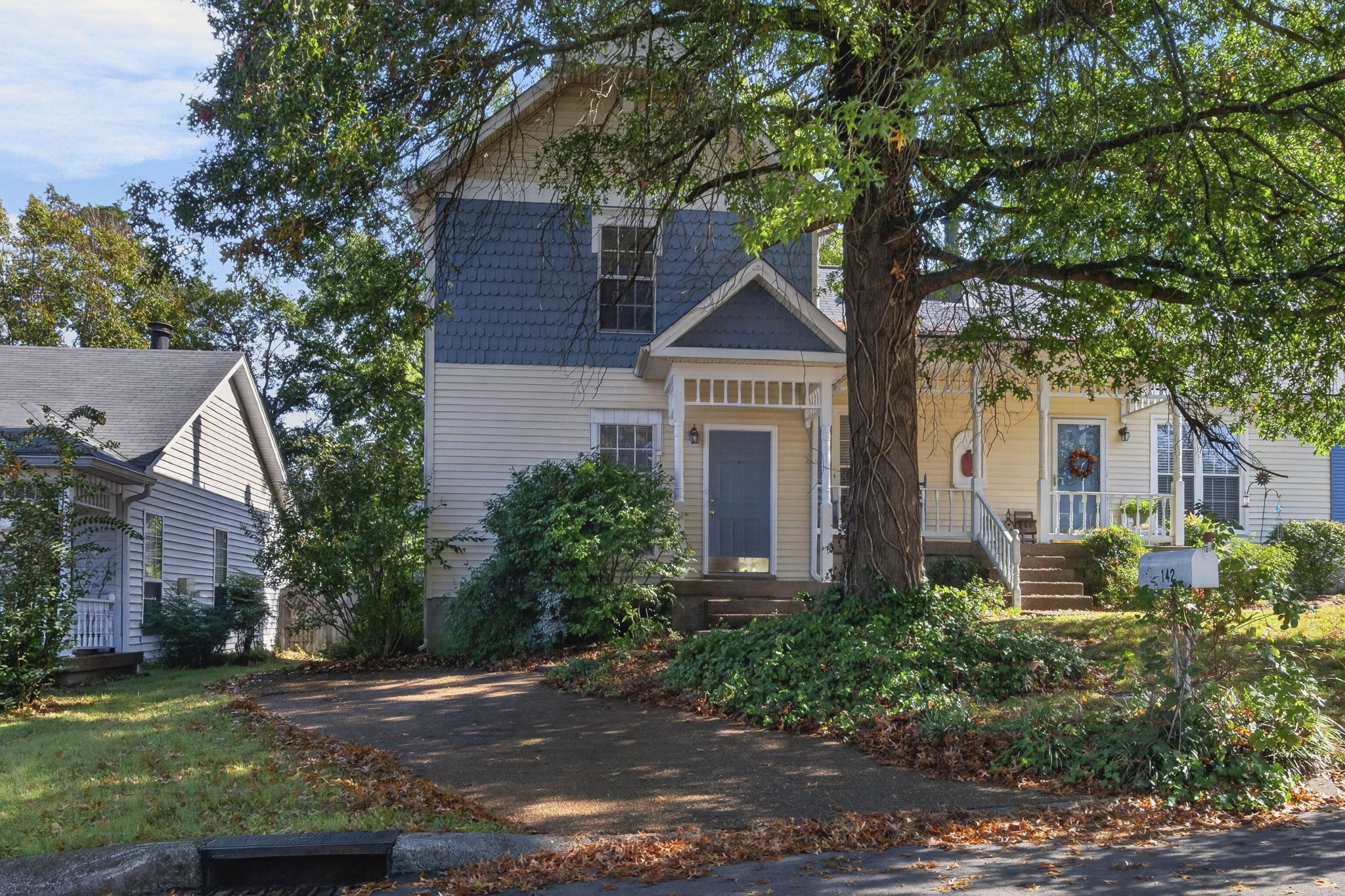 142 Champney Ct — photo