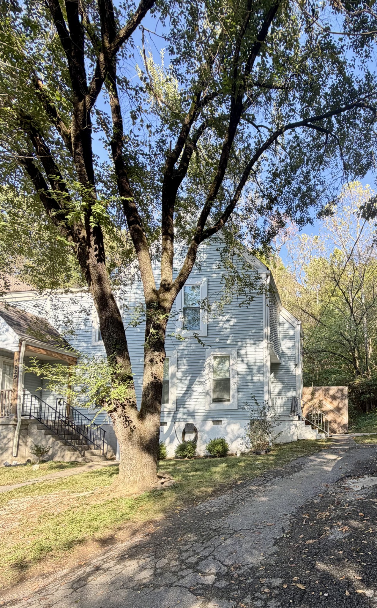 1031 Rachels Square Dr — photo