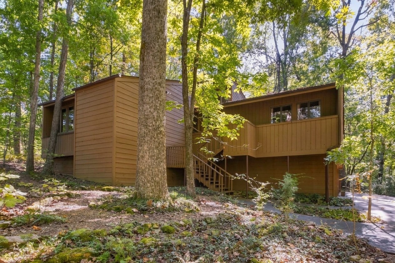724 Pine Hill Lane — photo