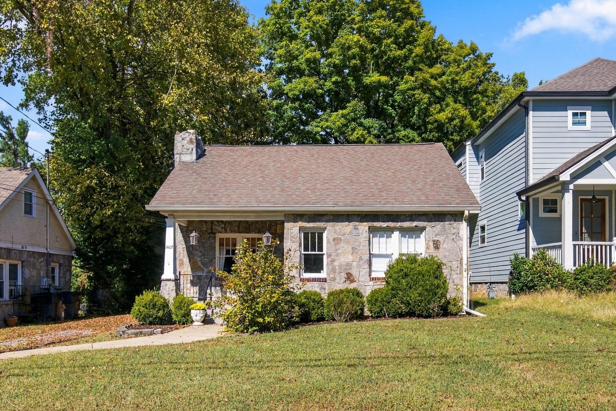 1407 Chester Ave — photo