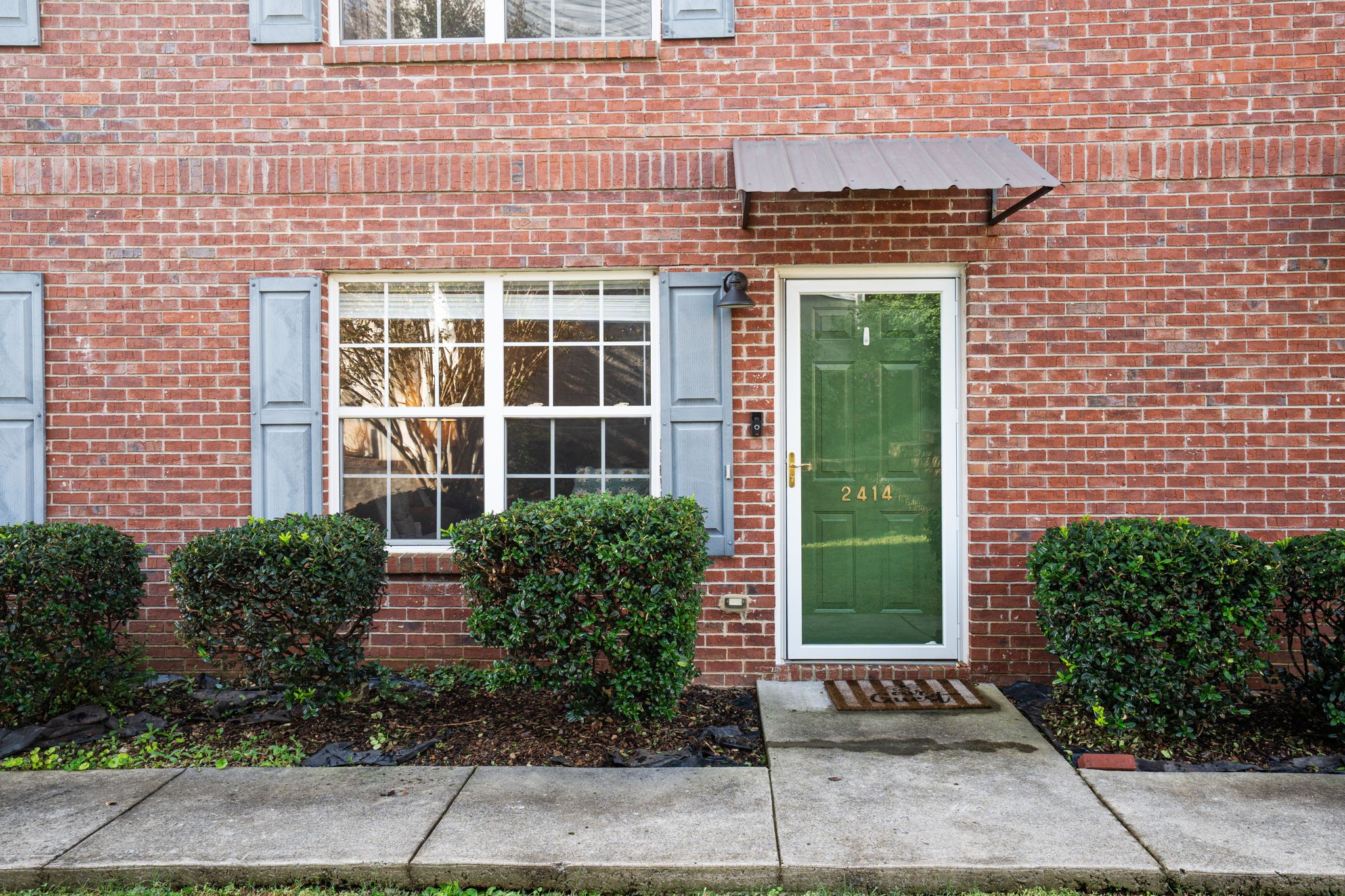 2414 Executive Park, NW — photo